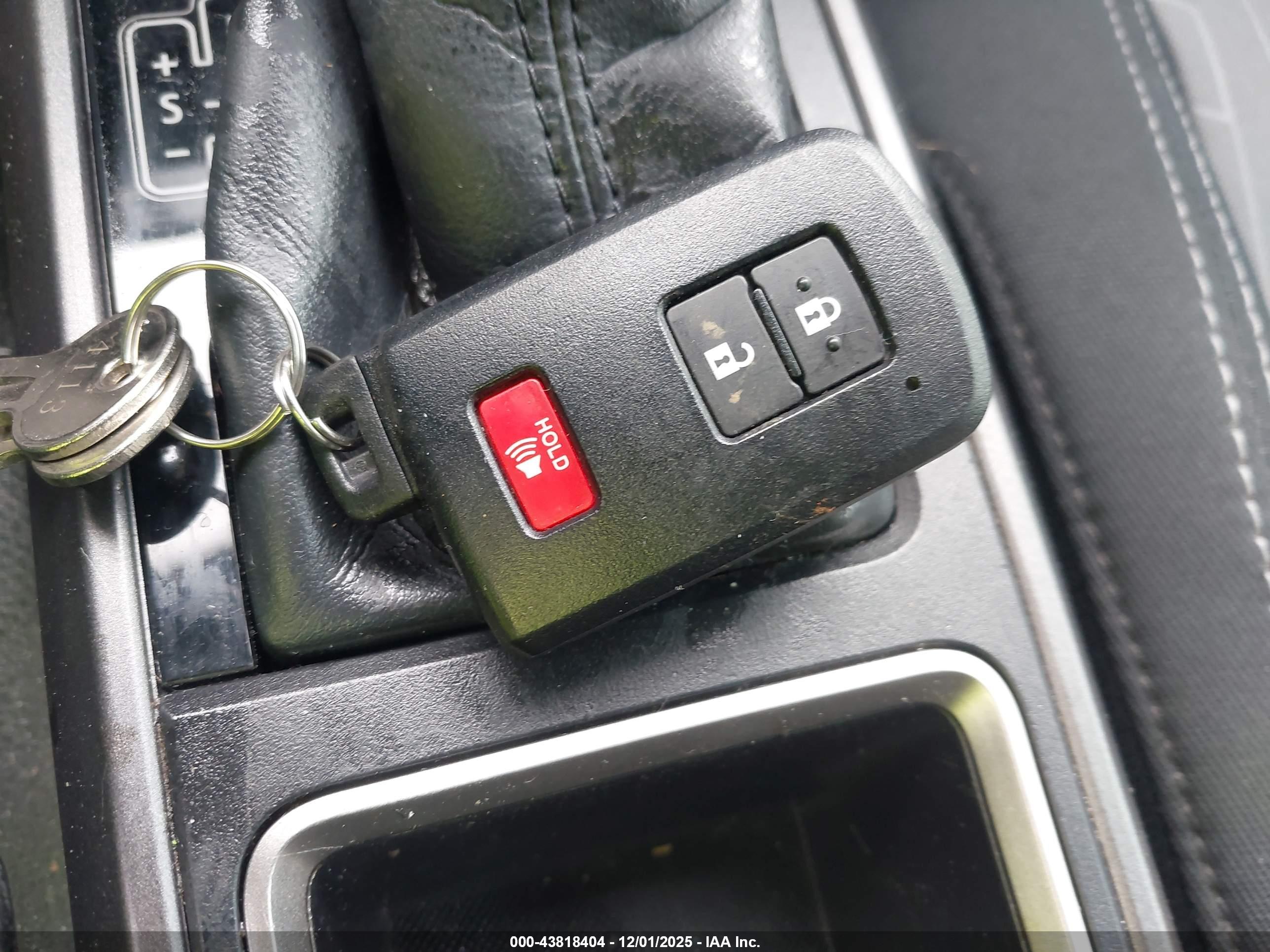 TOYOTA TACOMA image 11