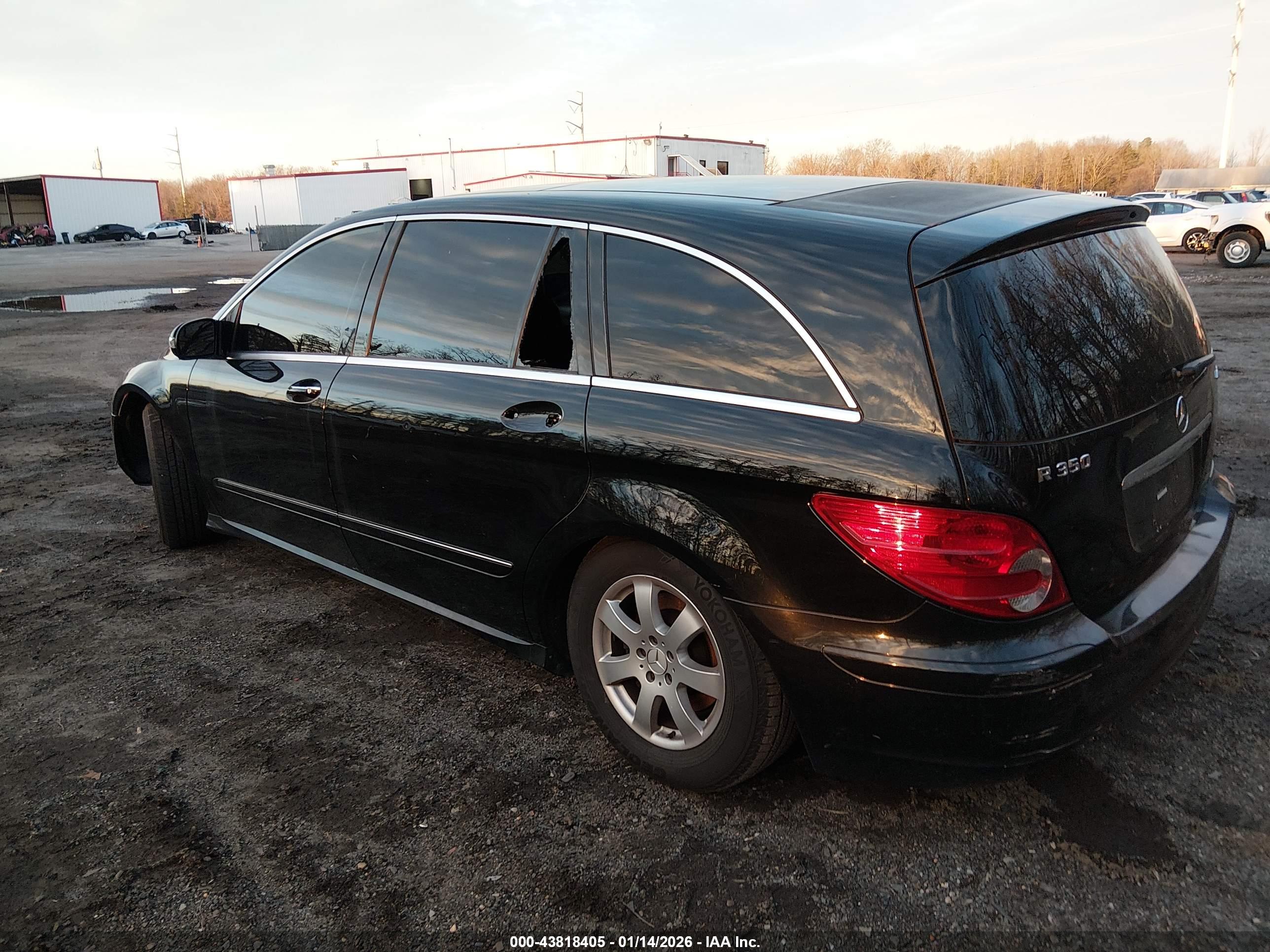 MERCEDES-BENZ R image 3
