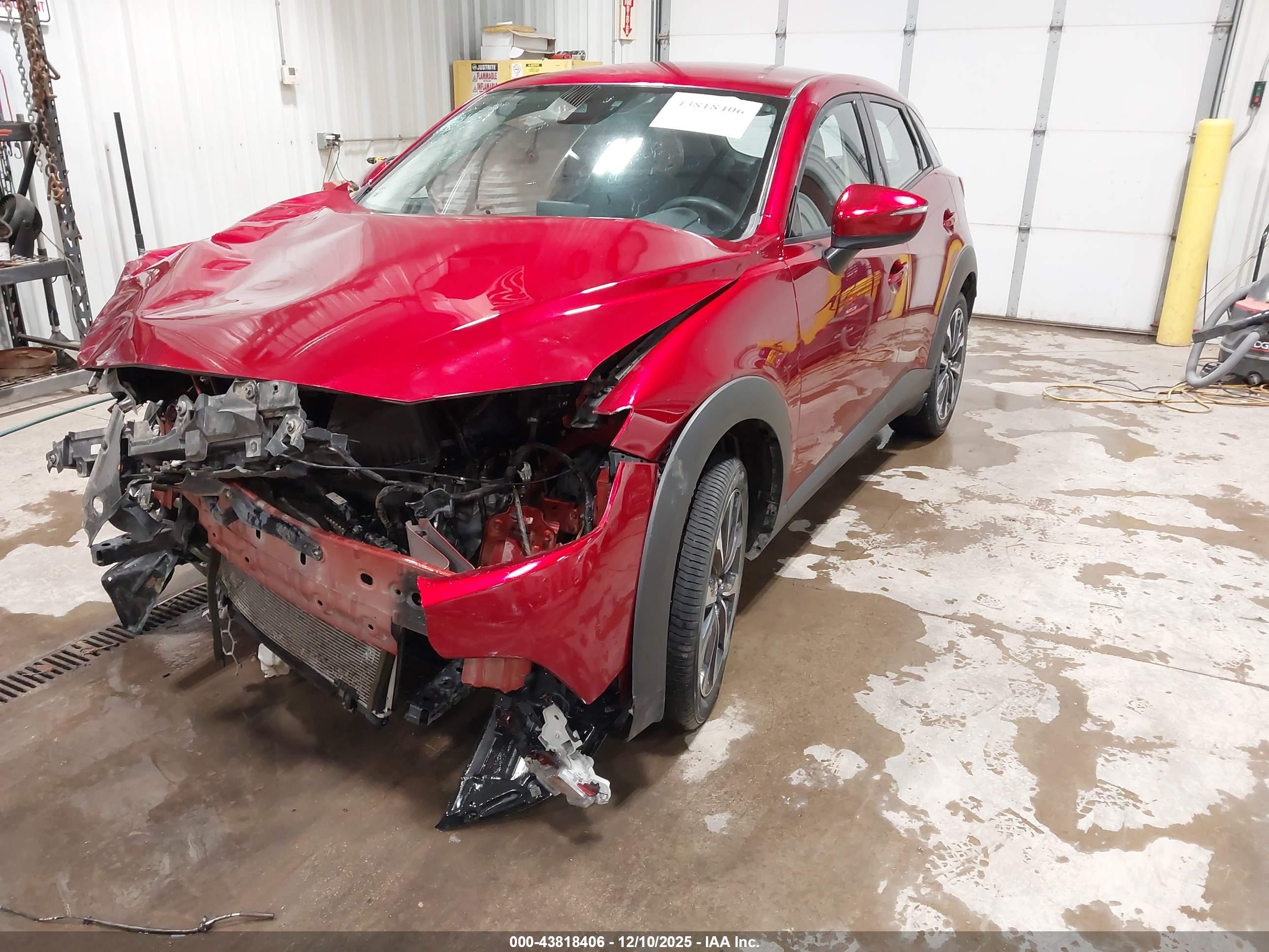 MAZDA CX-3 image 2