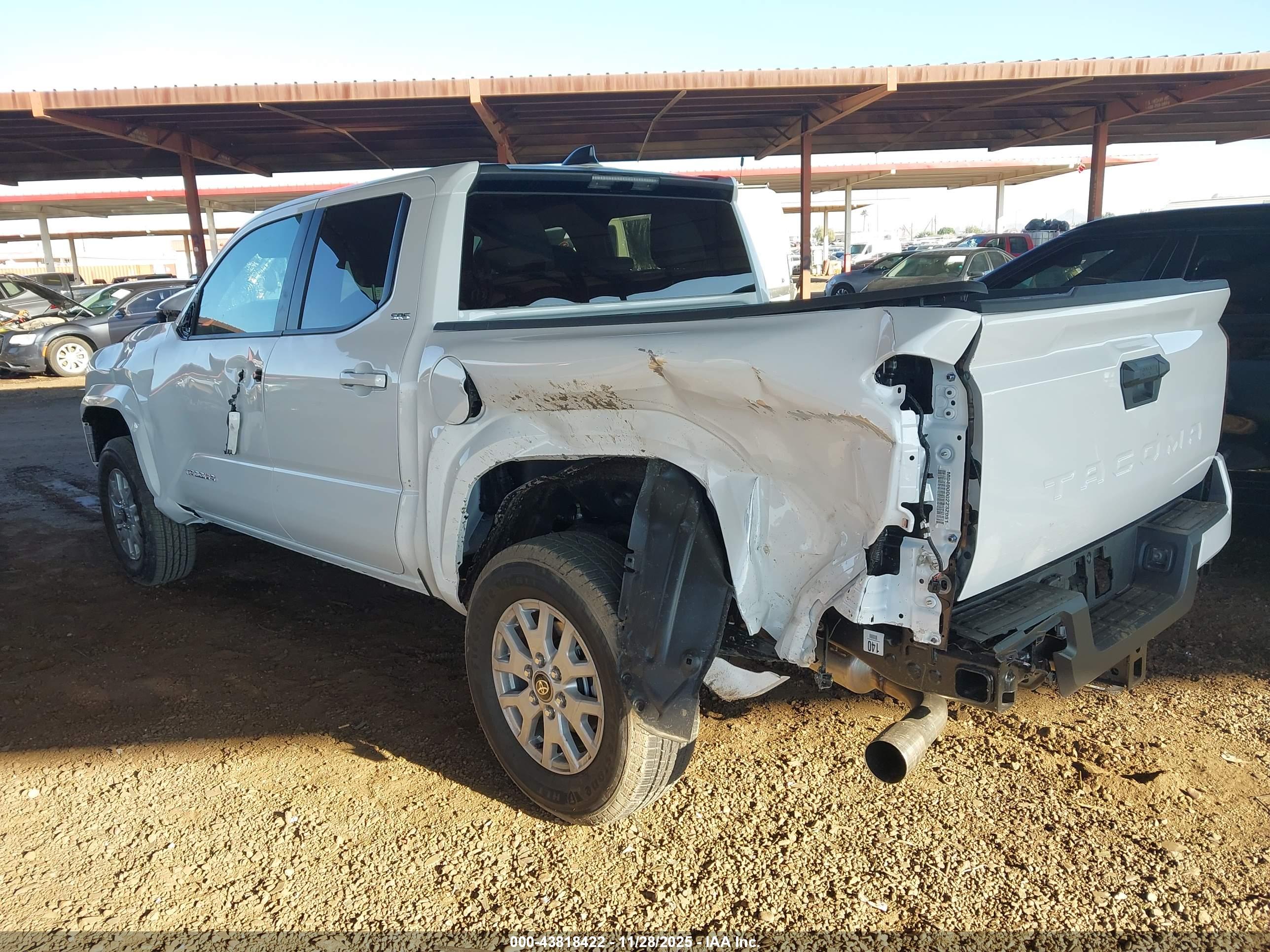 TOYOTA TACOMA image 3