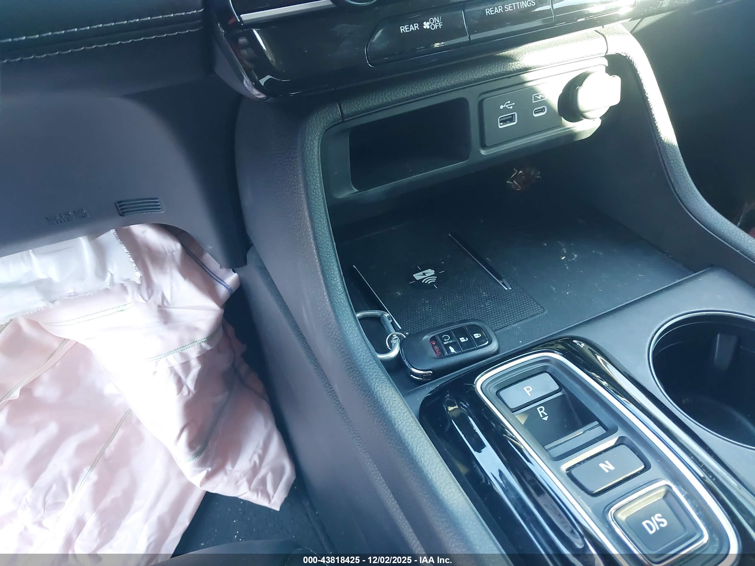 HONDA PILOT image 11