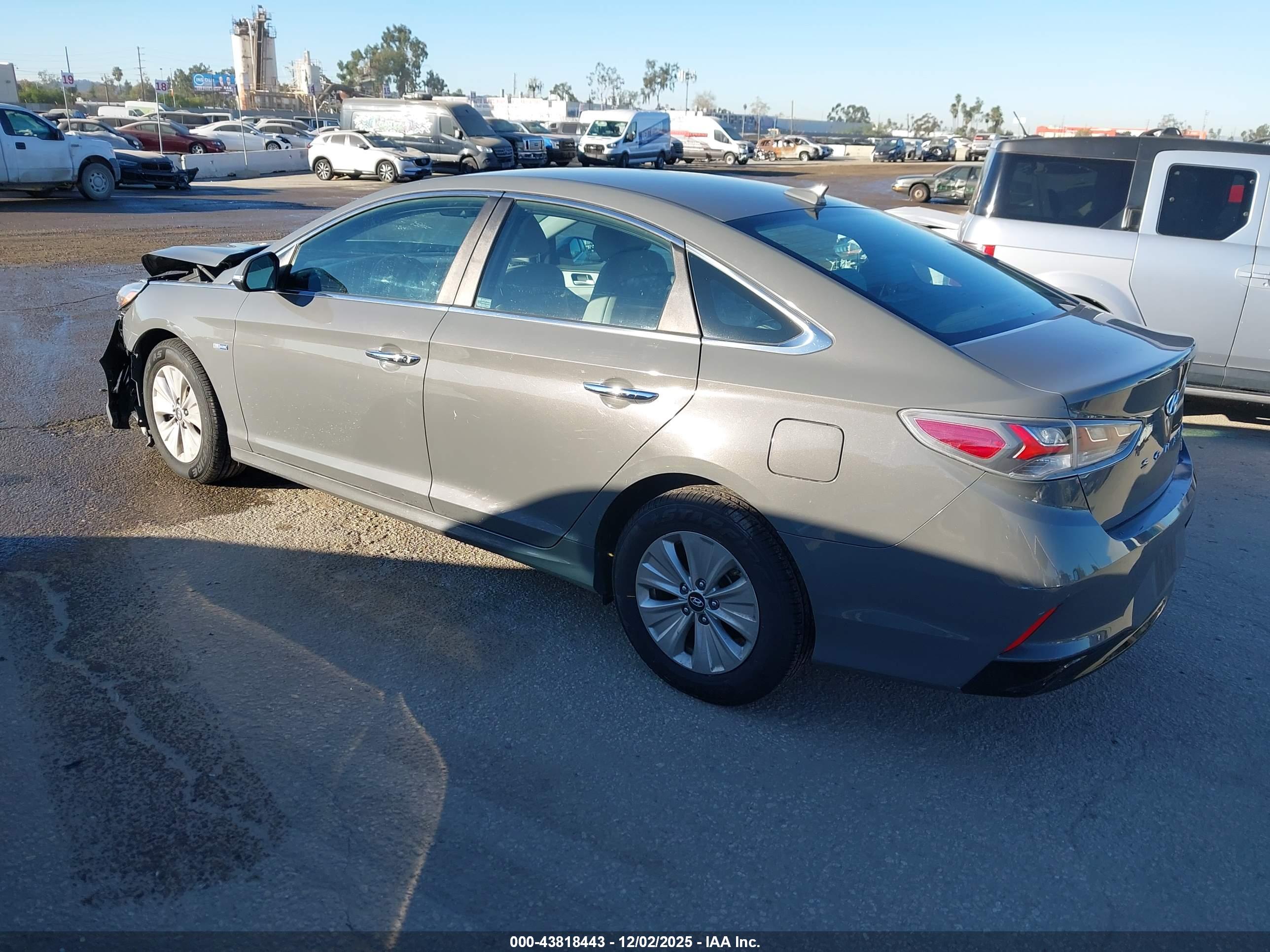 HYUNDAI SONATA image 3