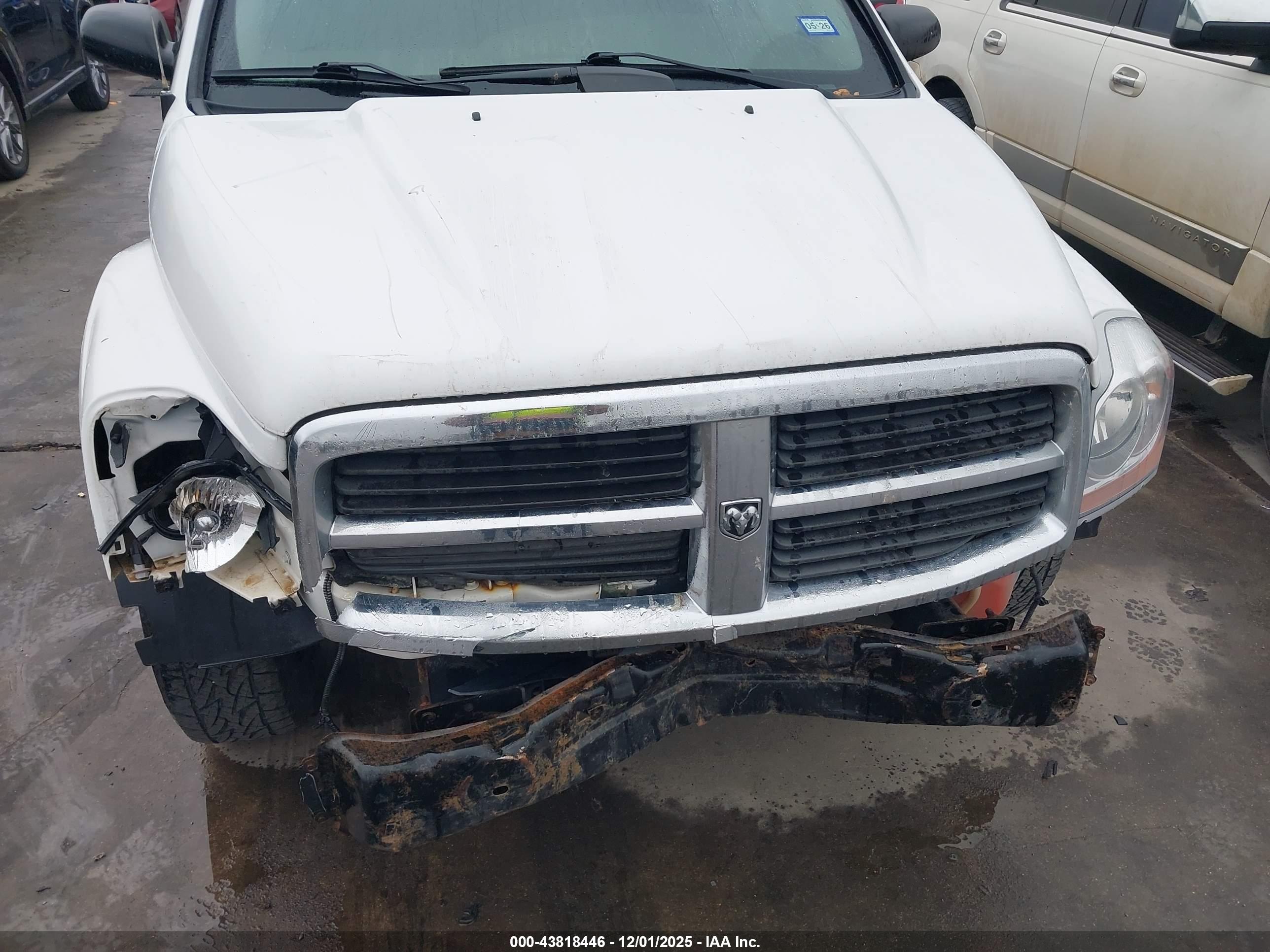 DODGE DURANGO image 6
