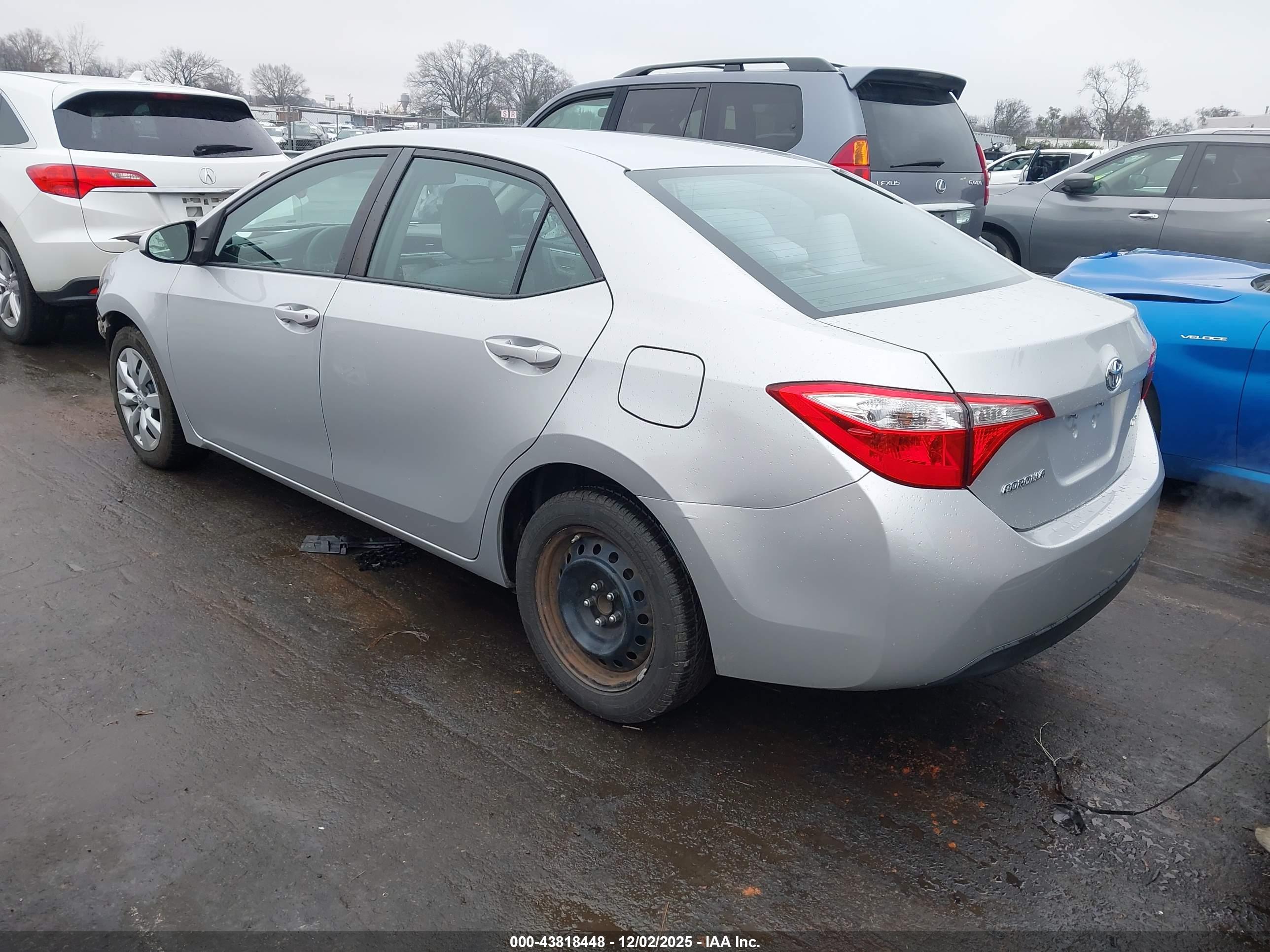 TOYOTA COROLLA image 3