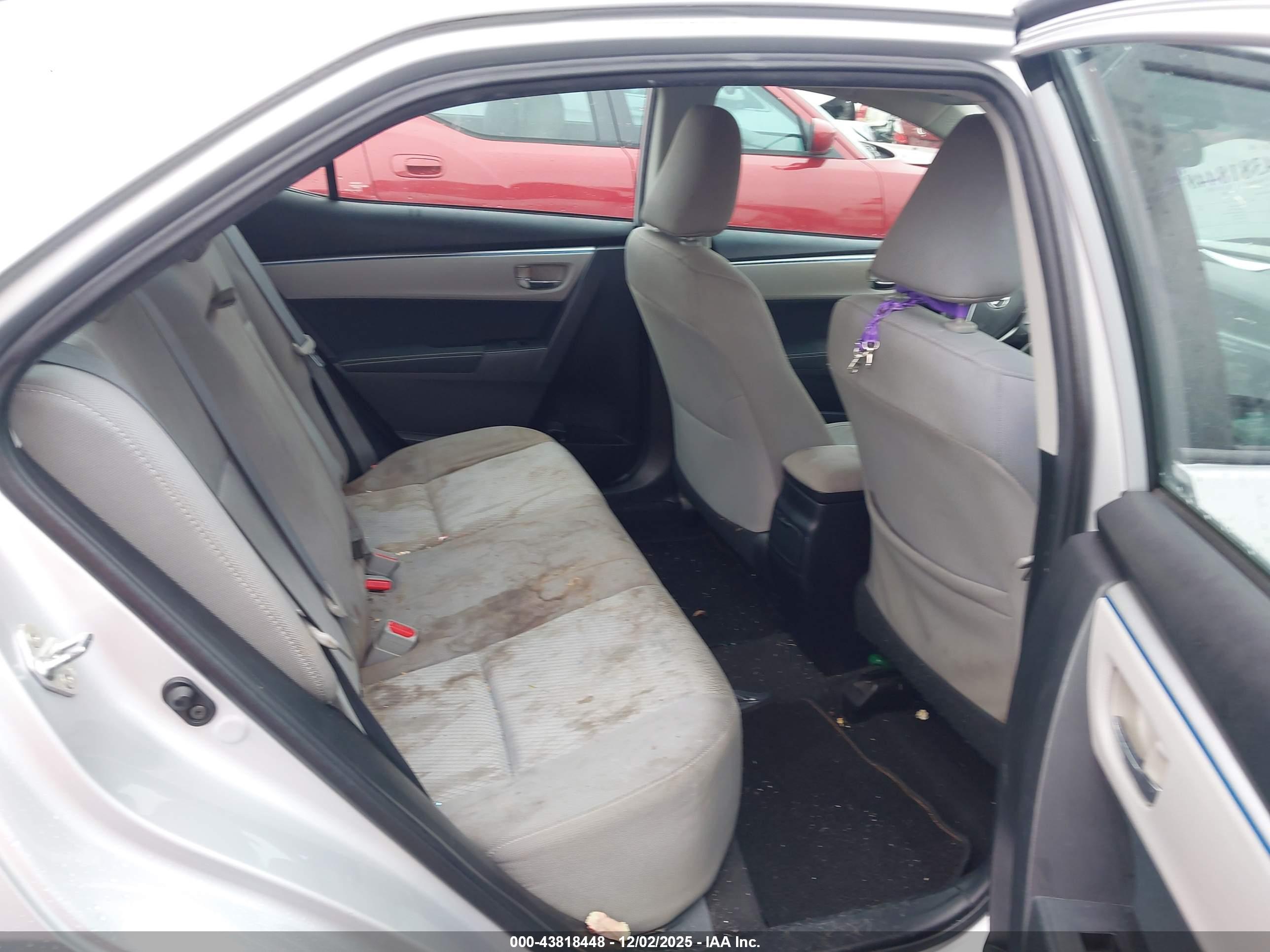 TOYOTA COROLLA image 8