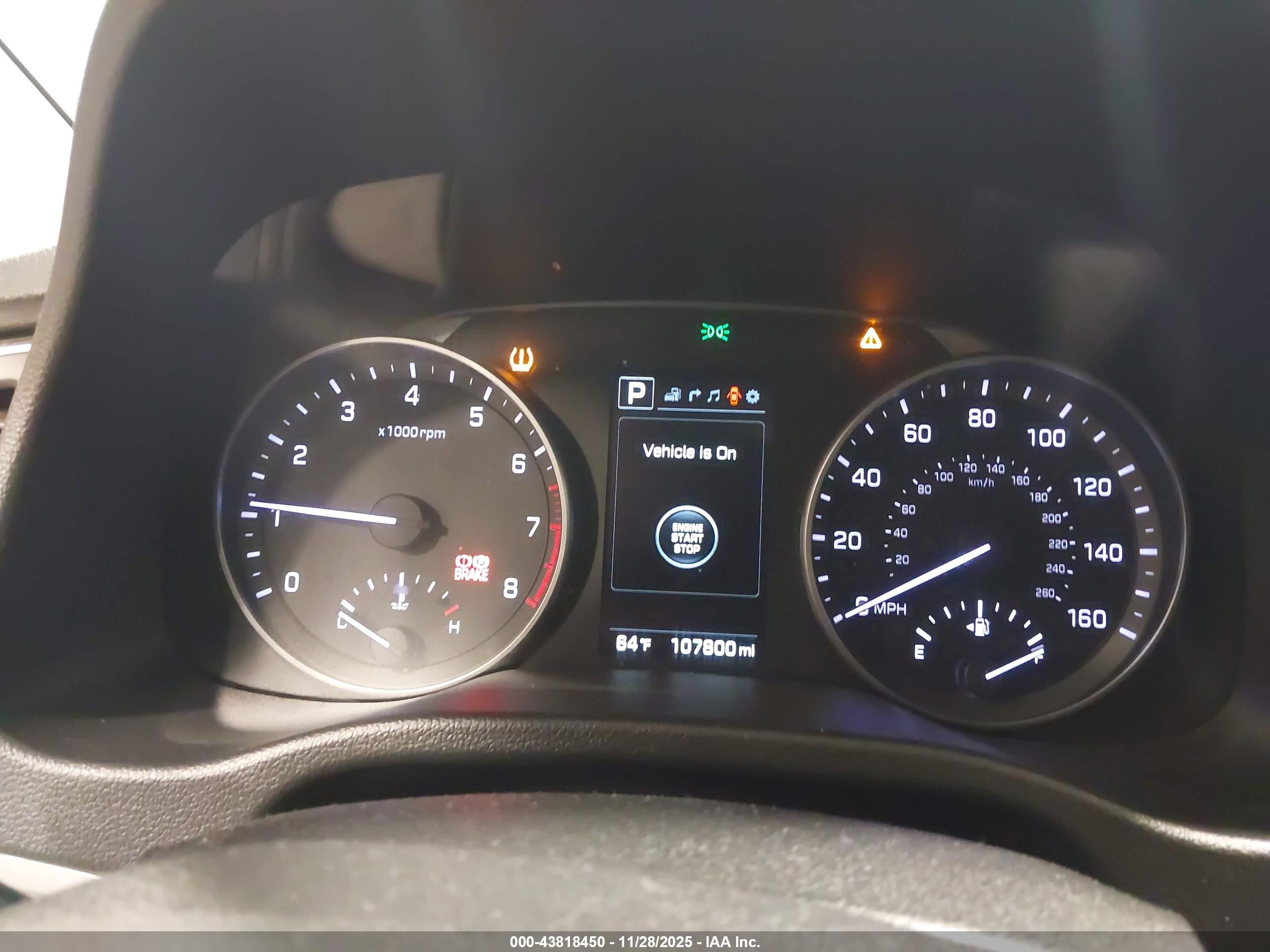 HYUNDAI ELANTRA image 7