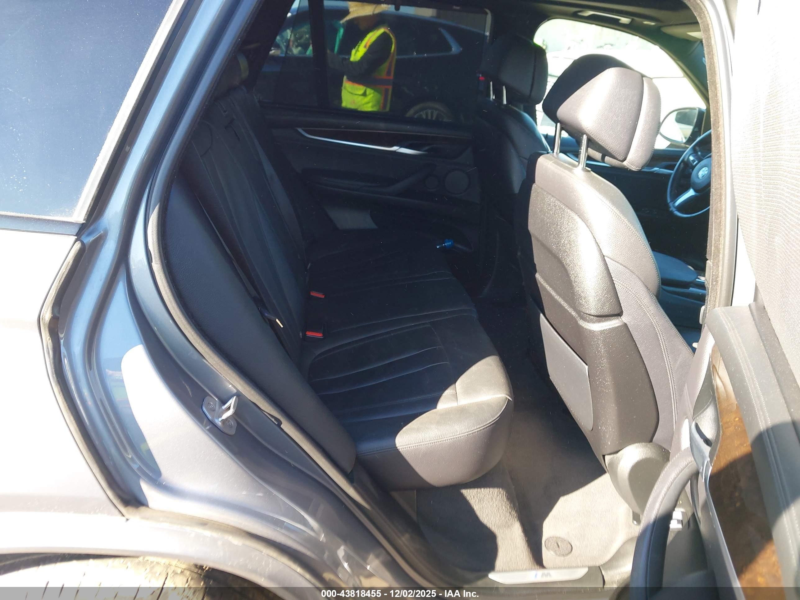 BMW X5 image 8