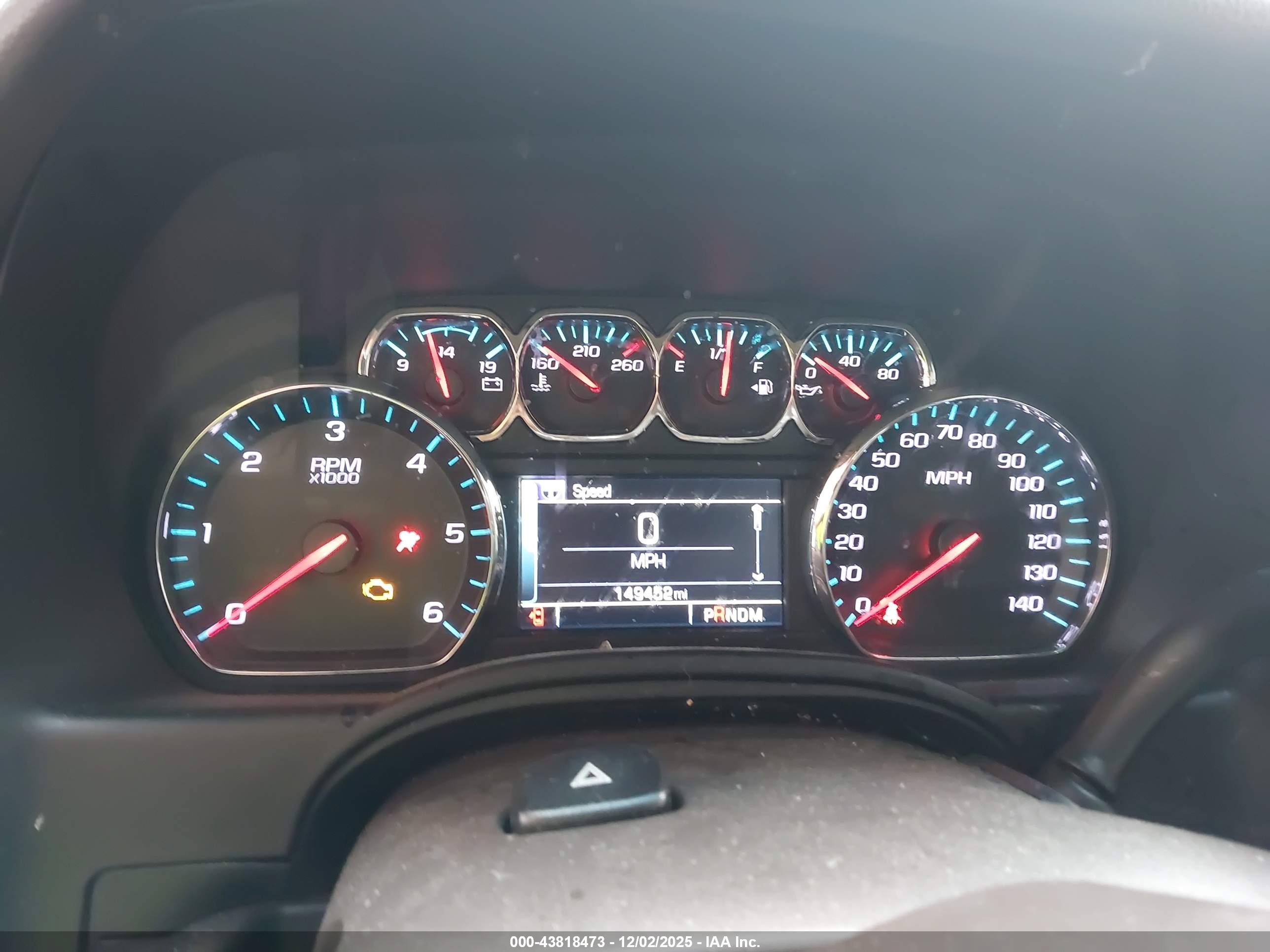 CHEVROLET SUBURBAN image 7
