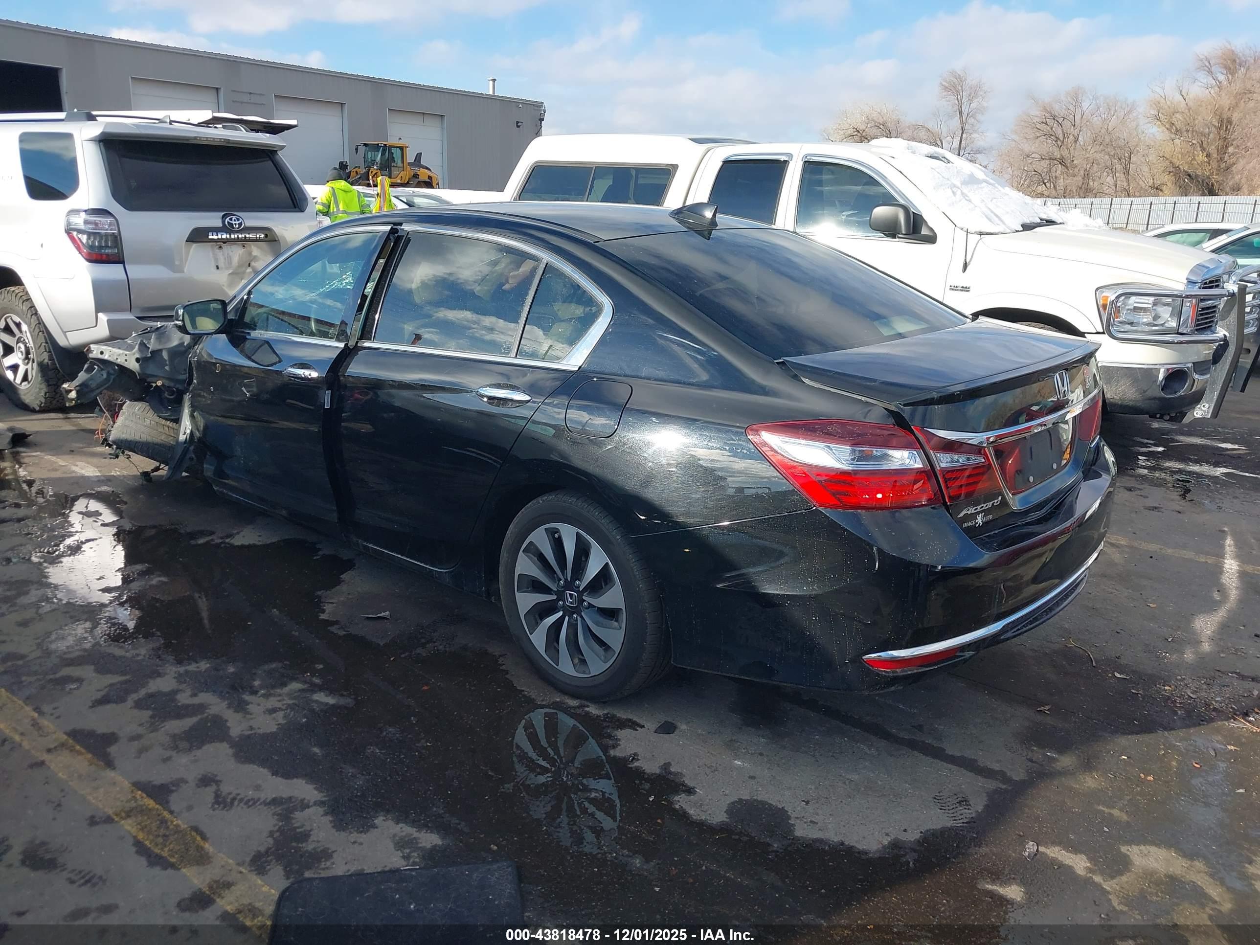 HONDA ACCORD image 3