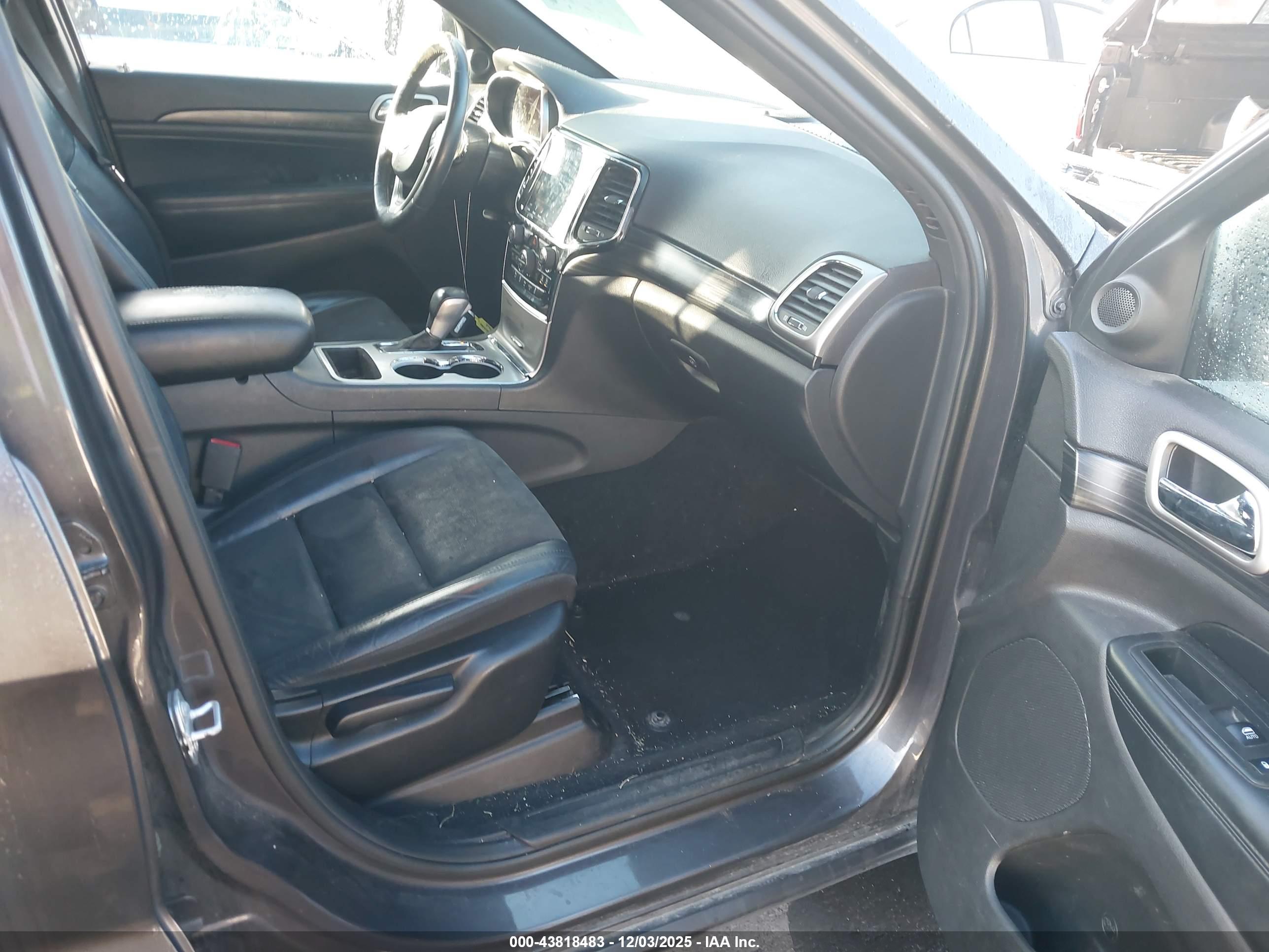 JEEP GRAND image 5