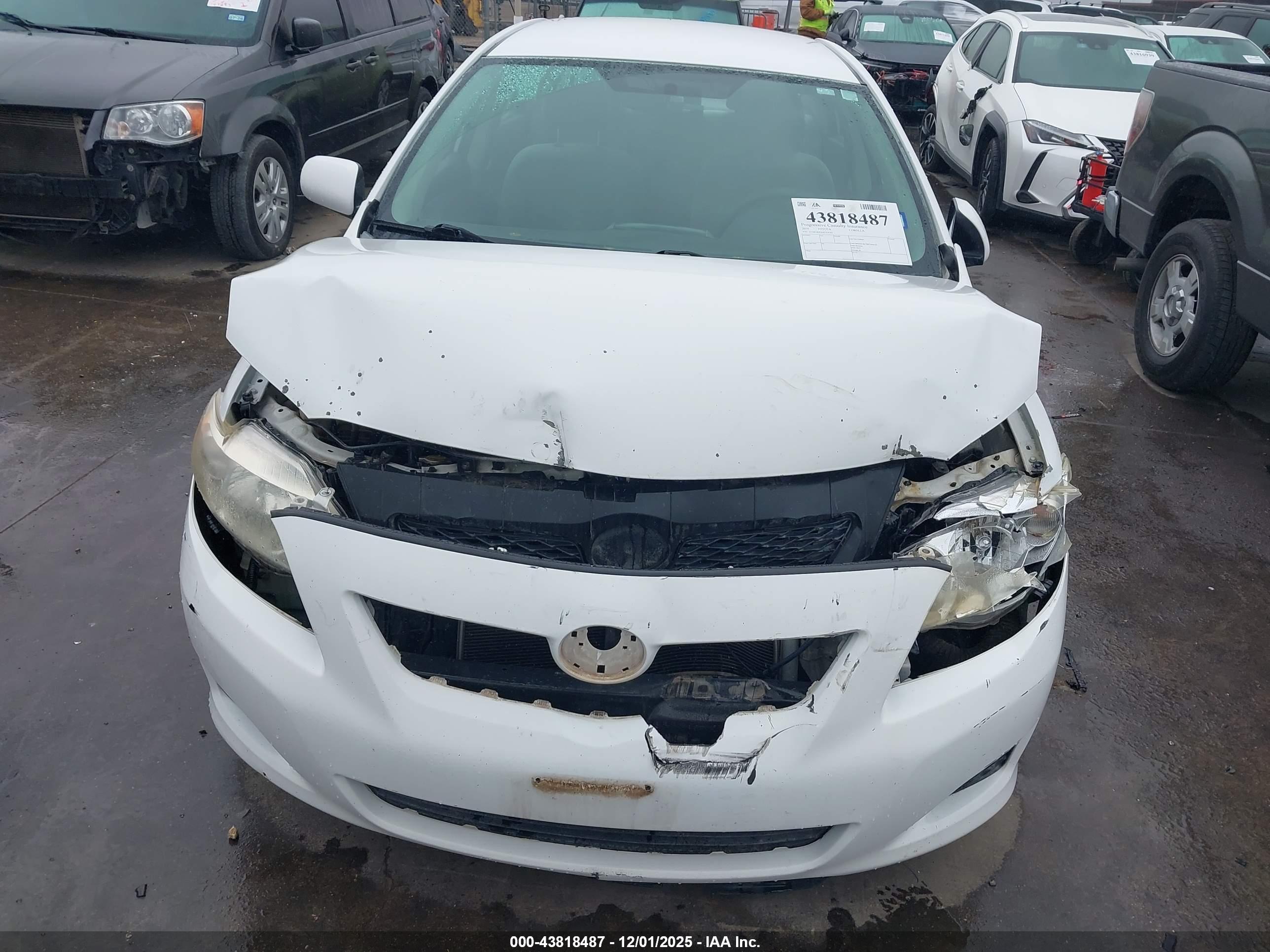 TOYOTA COROLLA image 6