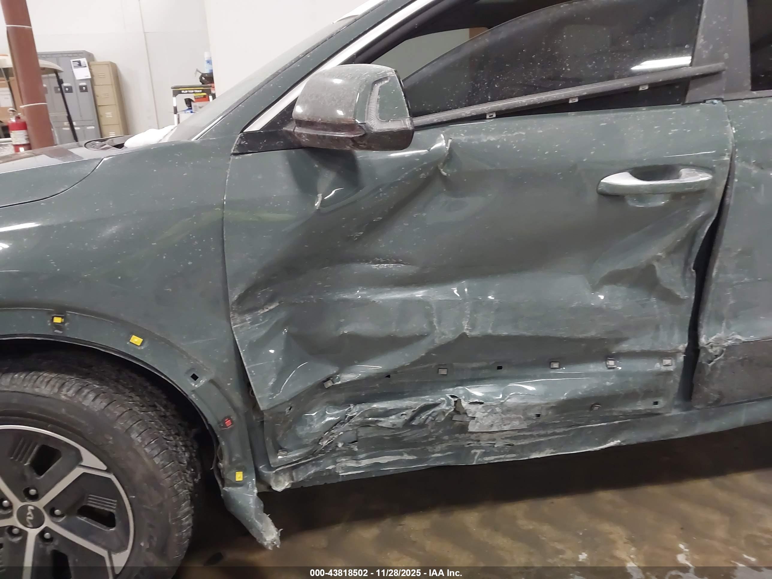 KIA NIRO image 6