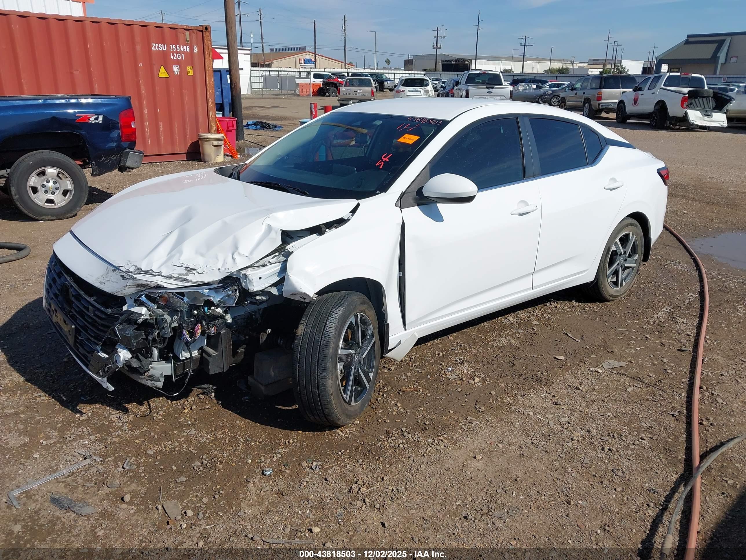 NISSAN SENTRA image 2