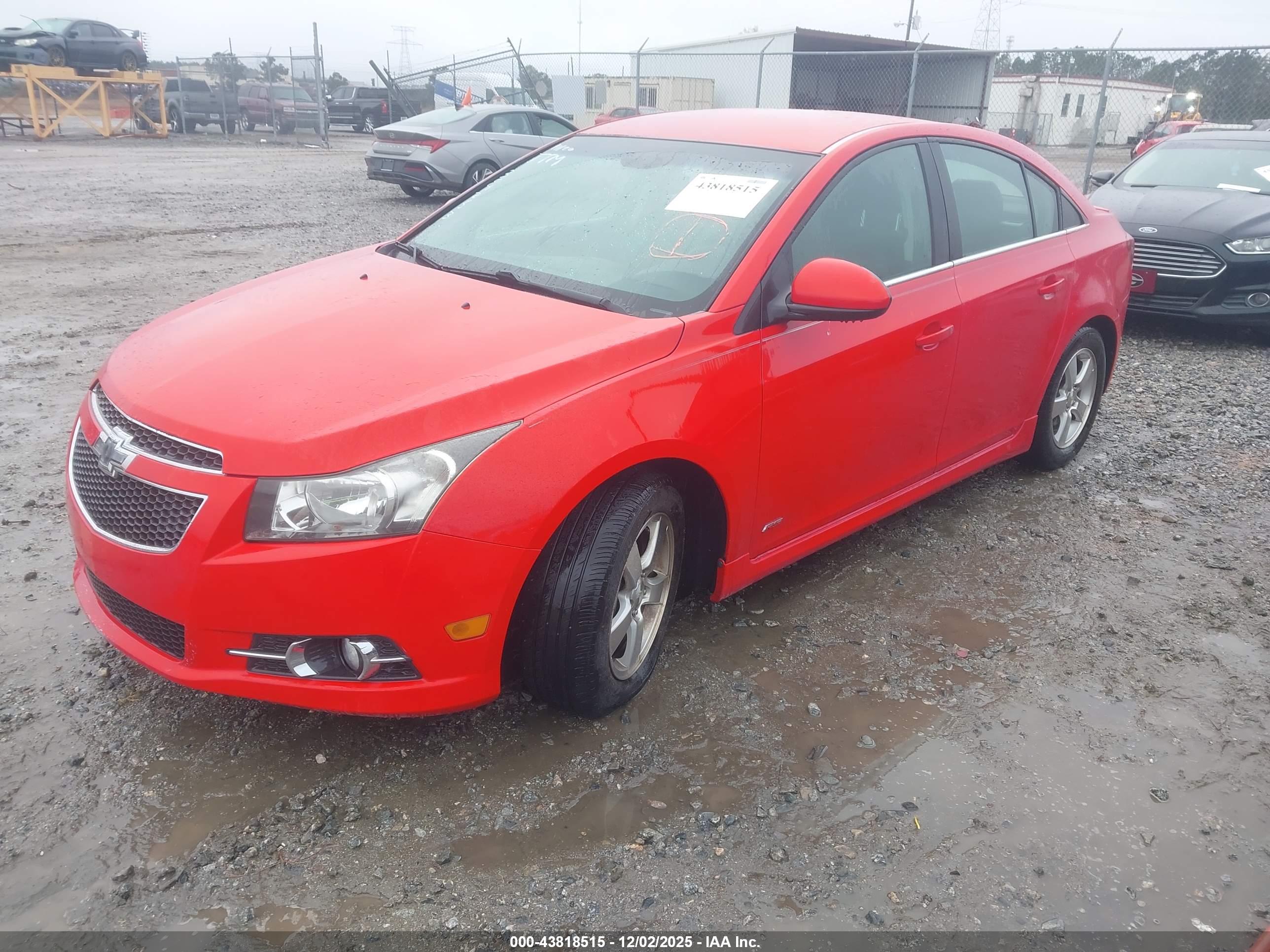 CHEVROLET CRUZE image 2