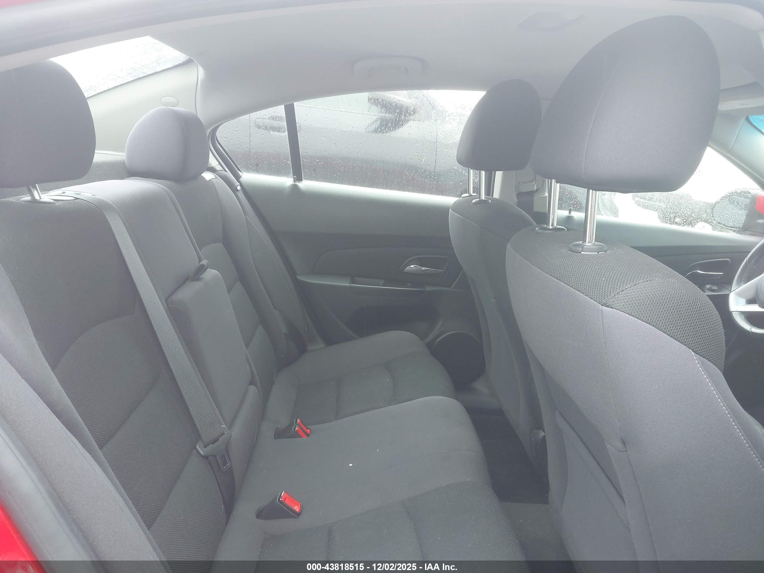 CHEVROLET CRUZE image 8