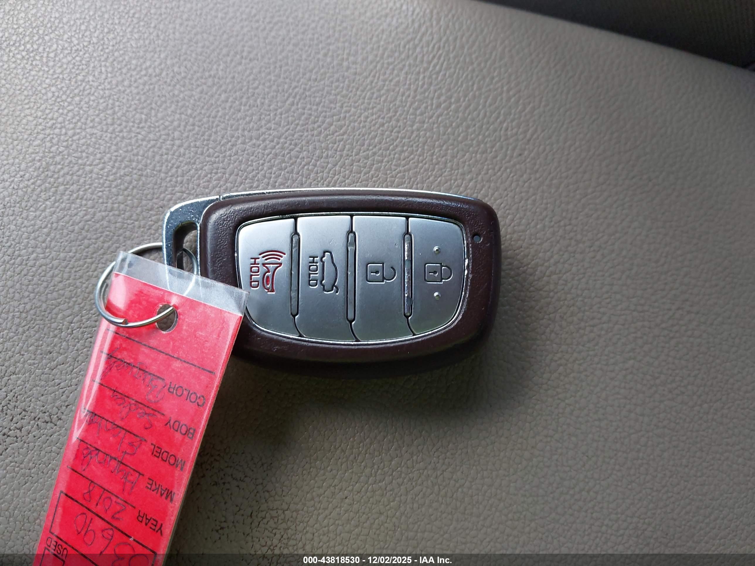 HYUNDAI ELANTRA image 11