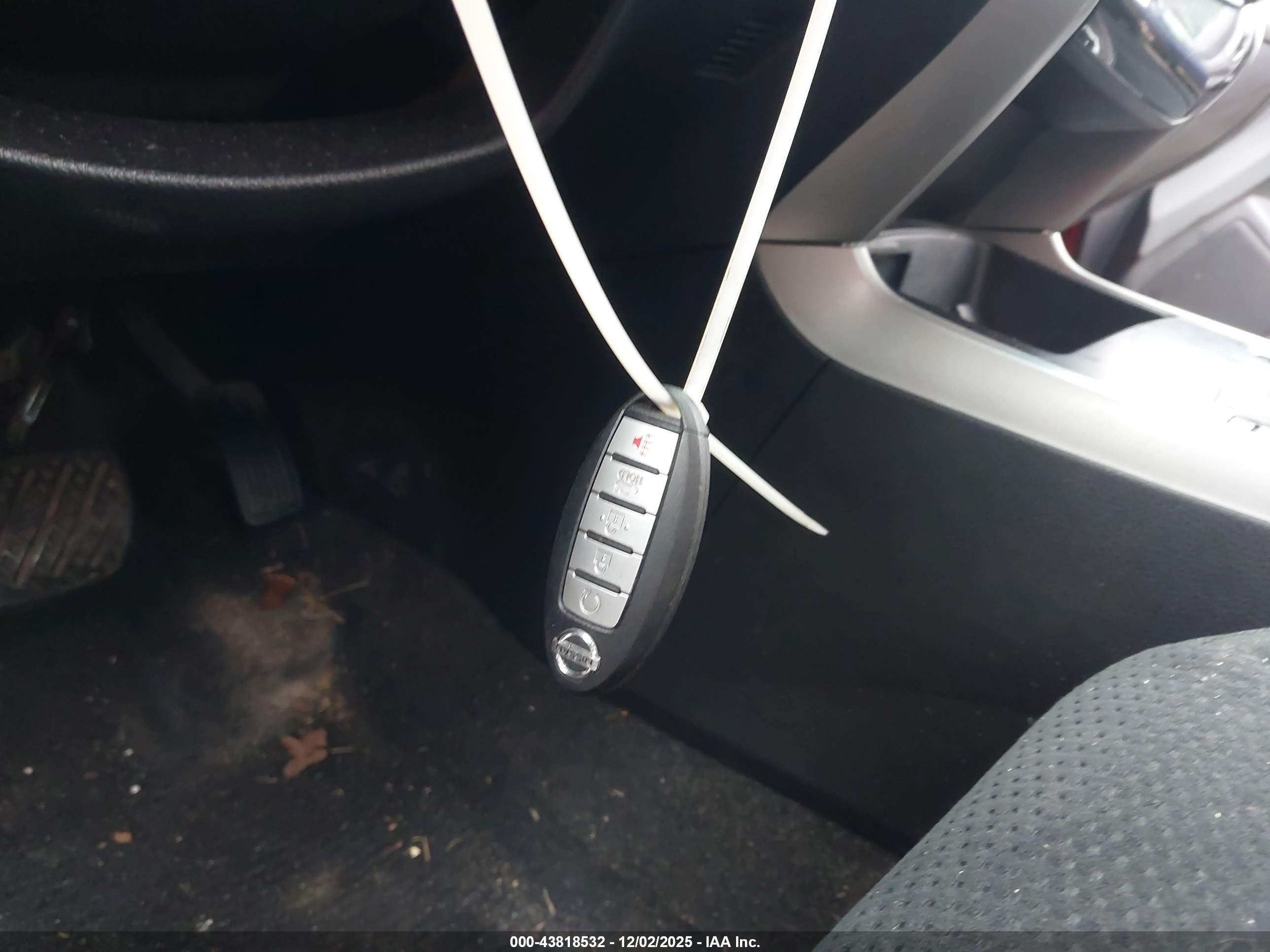 NISSAN ALTIMA image 11