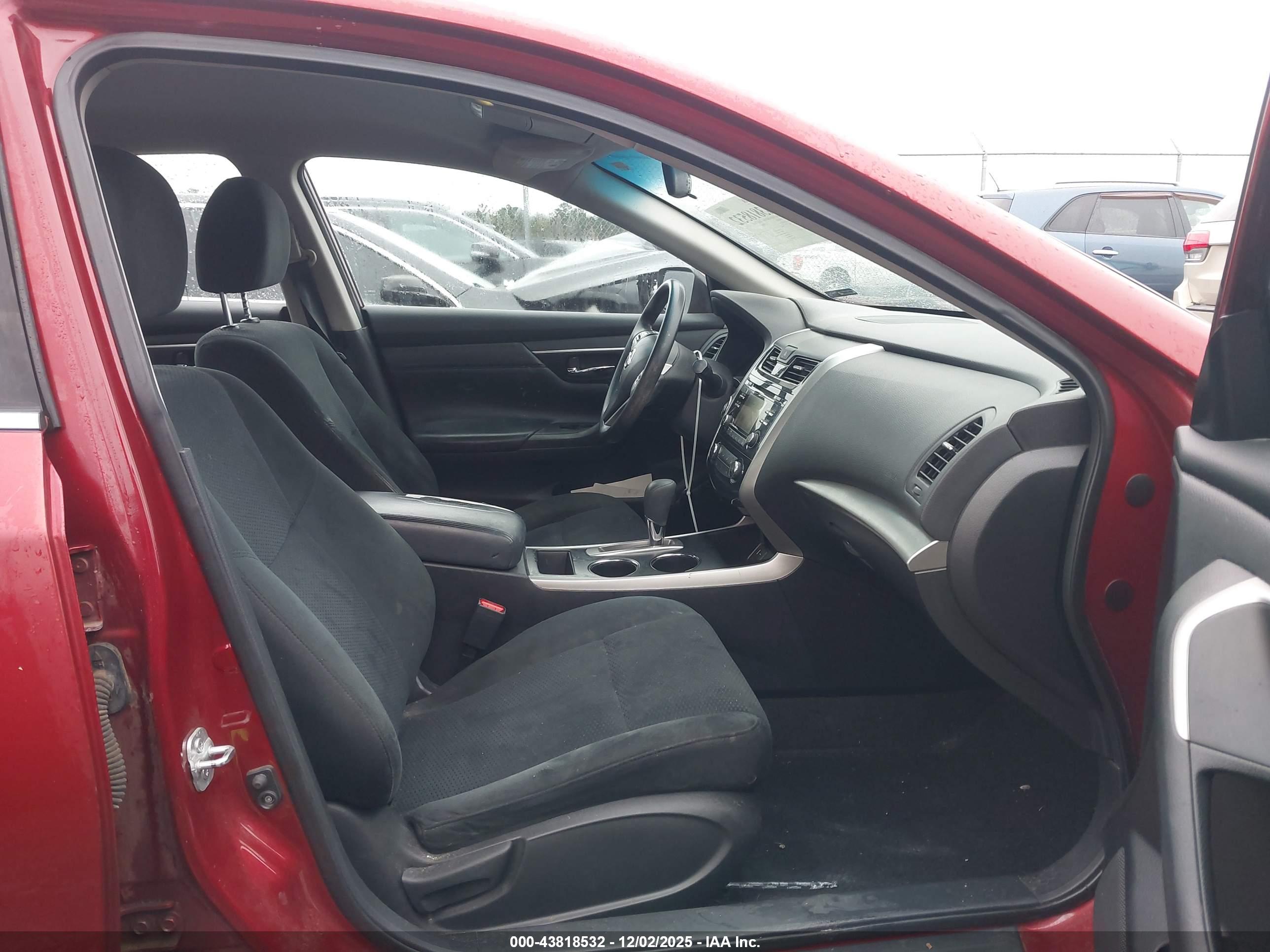 NISSAN ALTIMA image 5