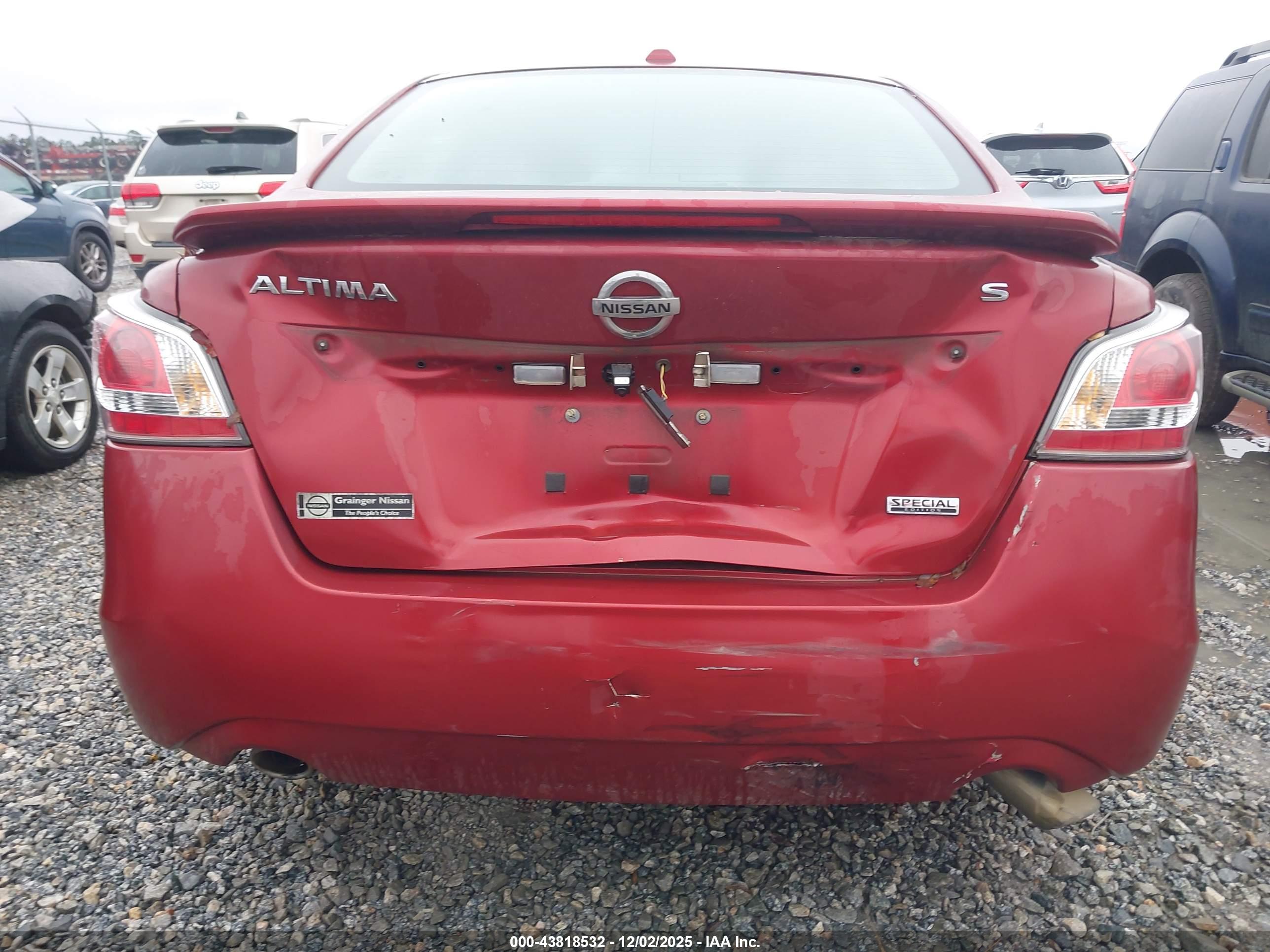NISSAN ALTIMA image 6