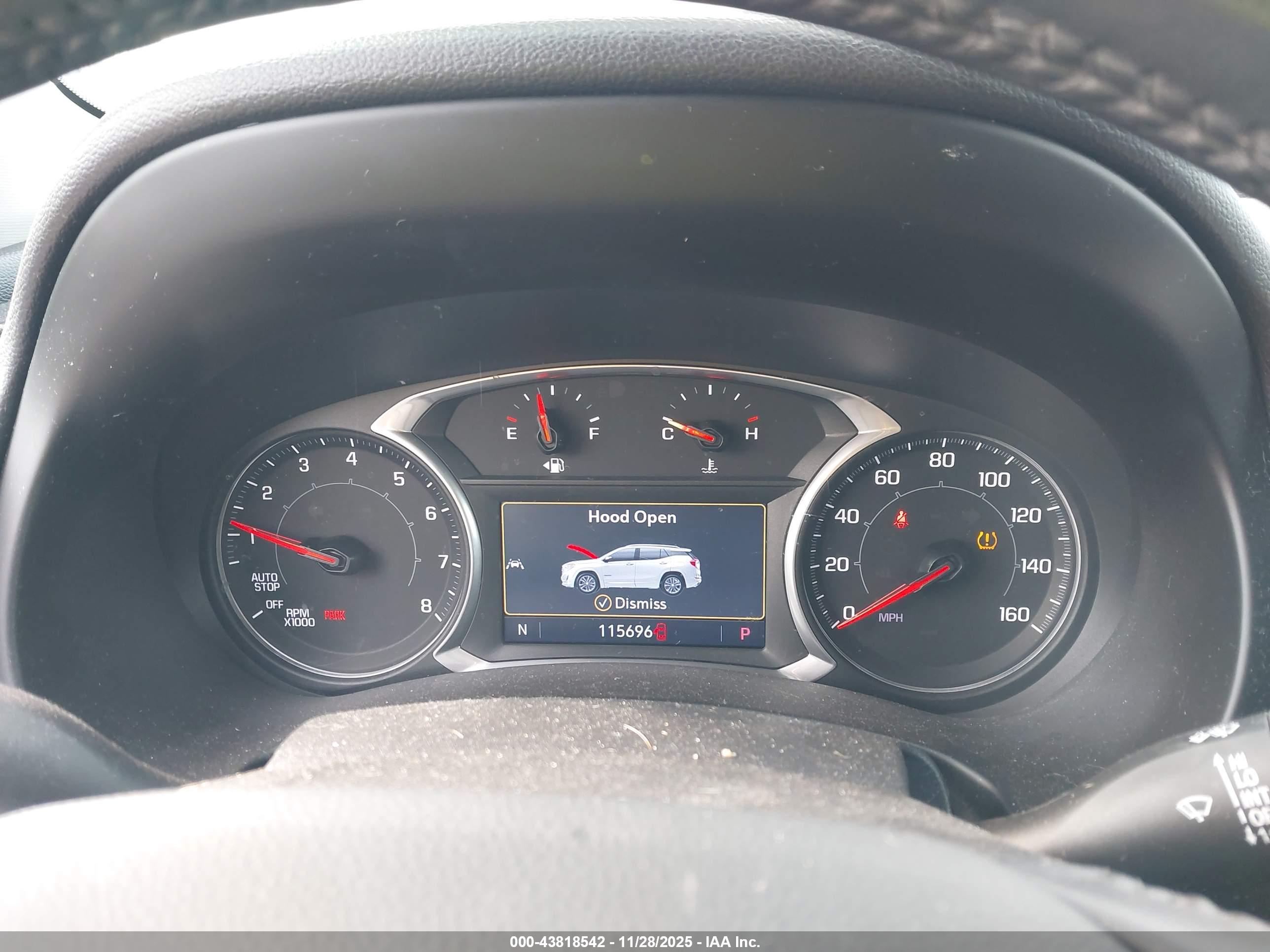 GMC TERRAIN image 7
