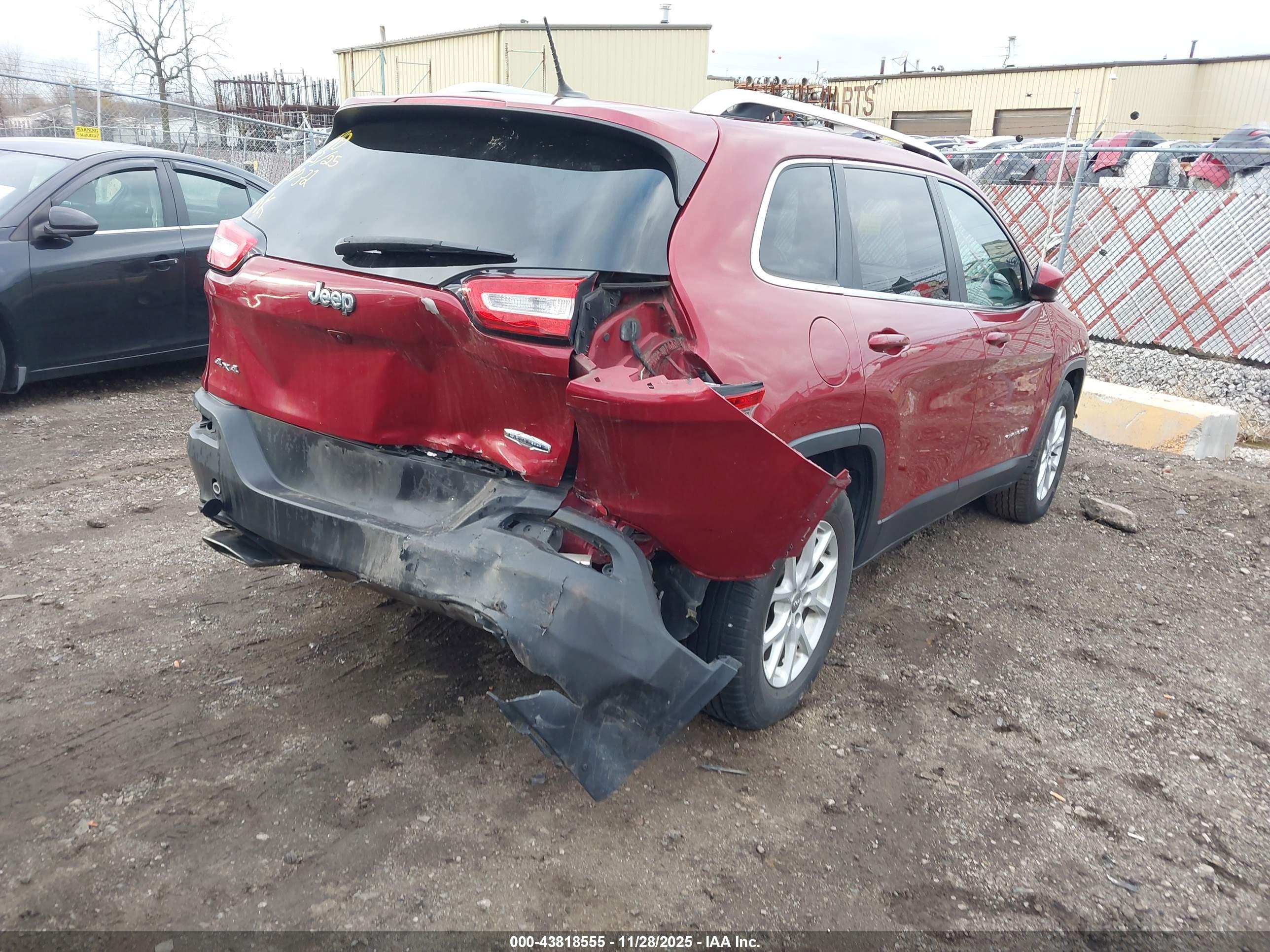 JEEP CHEROKEE image 4
