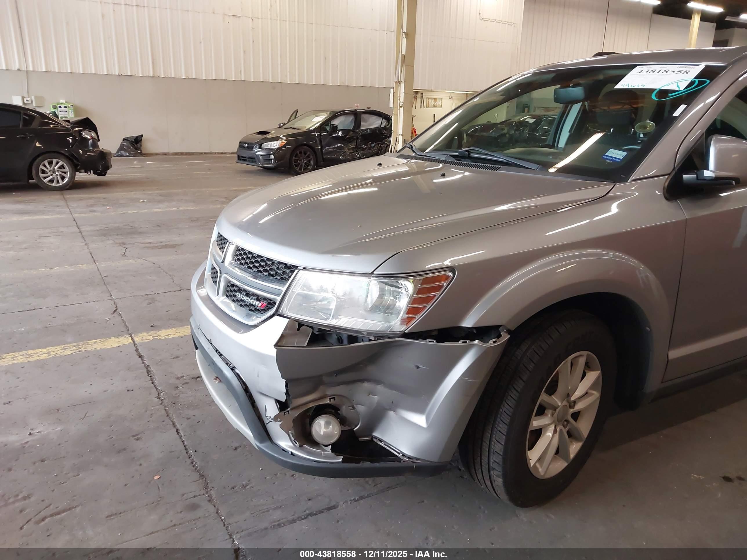 DODGE JOURNEY image 6