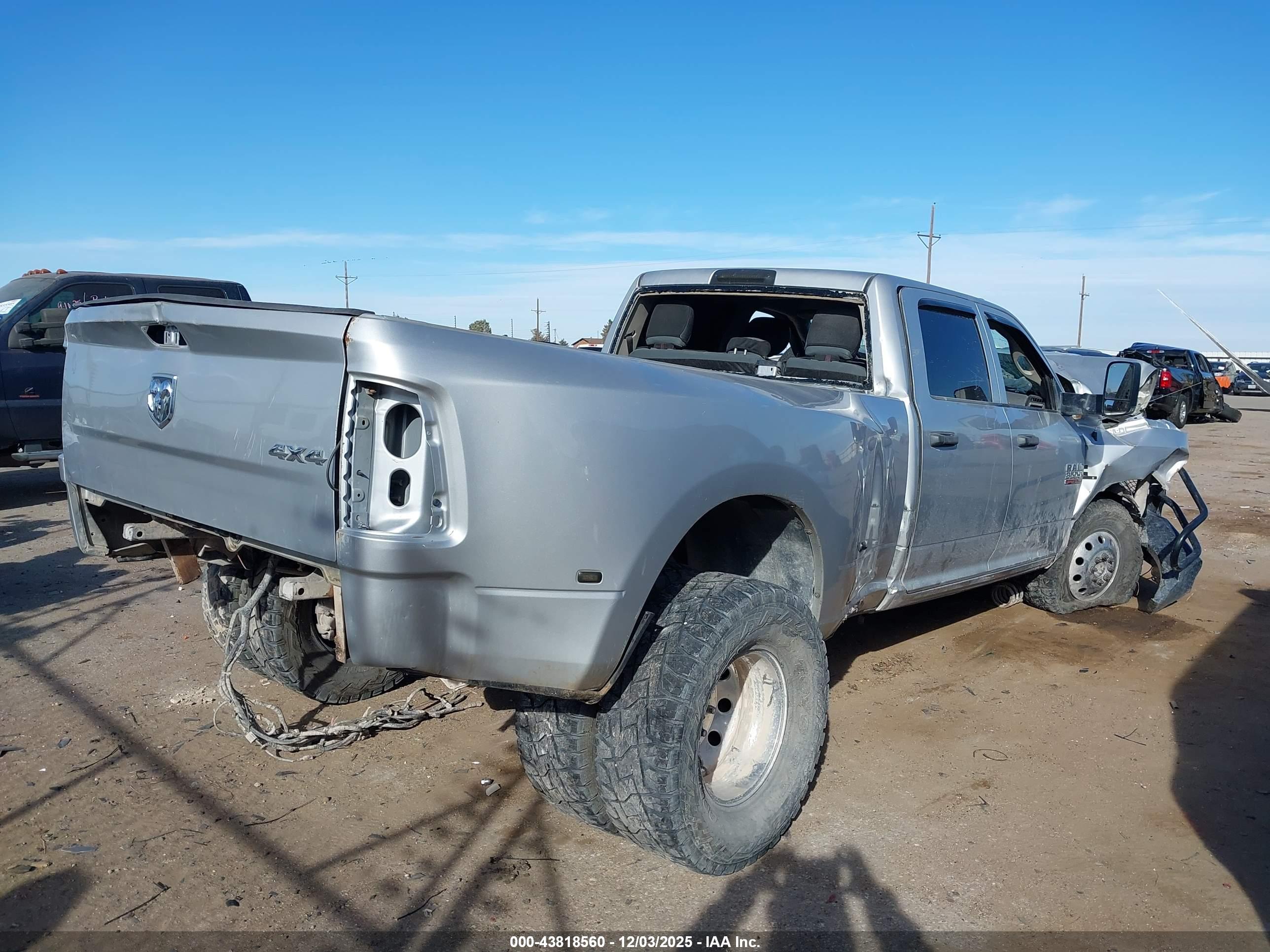 RAM 3500 image 4