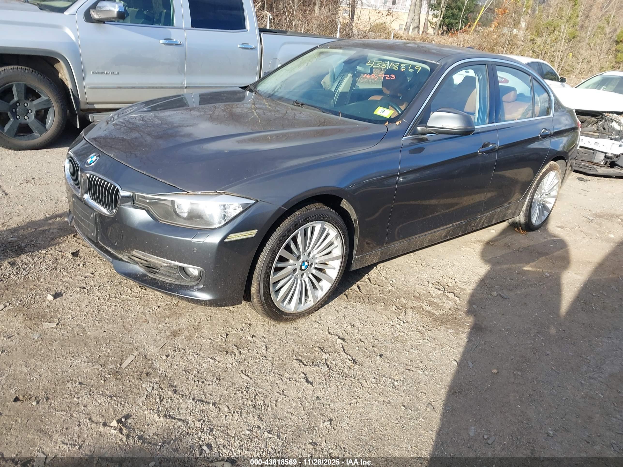 BMW 328I image 2