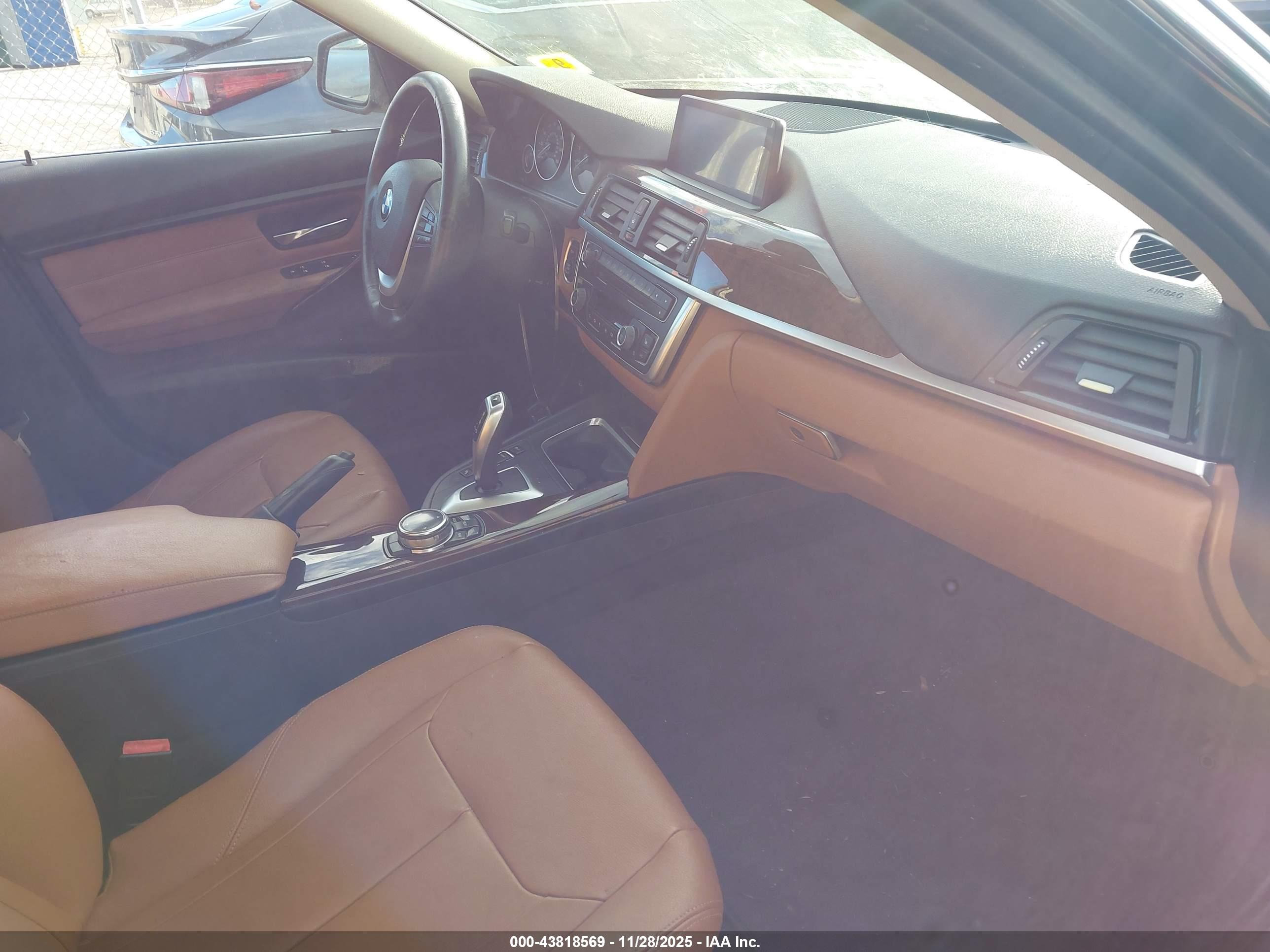 BMW 328I image 5