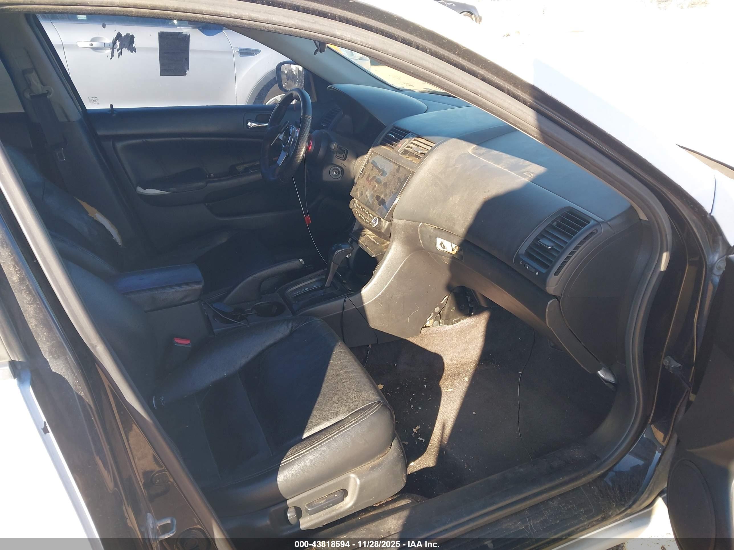 HONDA ACCORD image 5