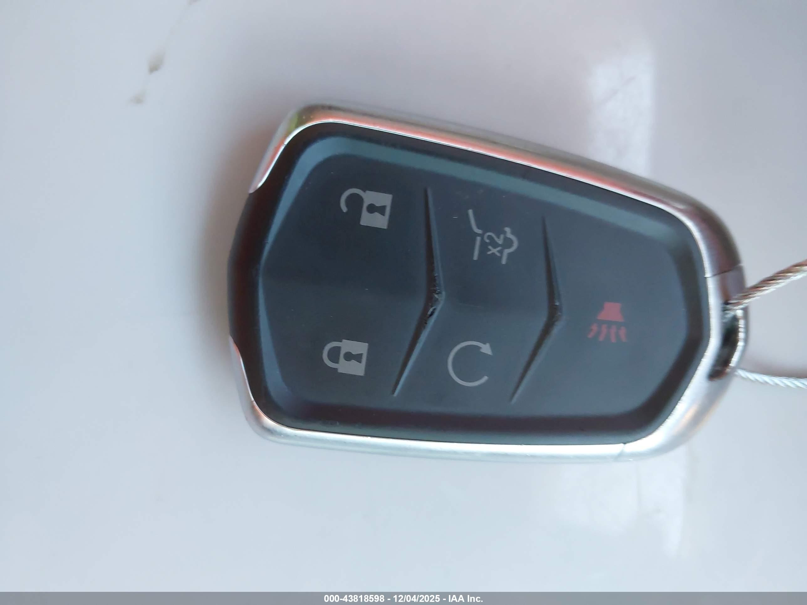 CADILLAC XT5 image 11