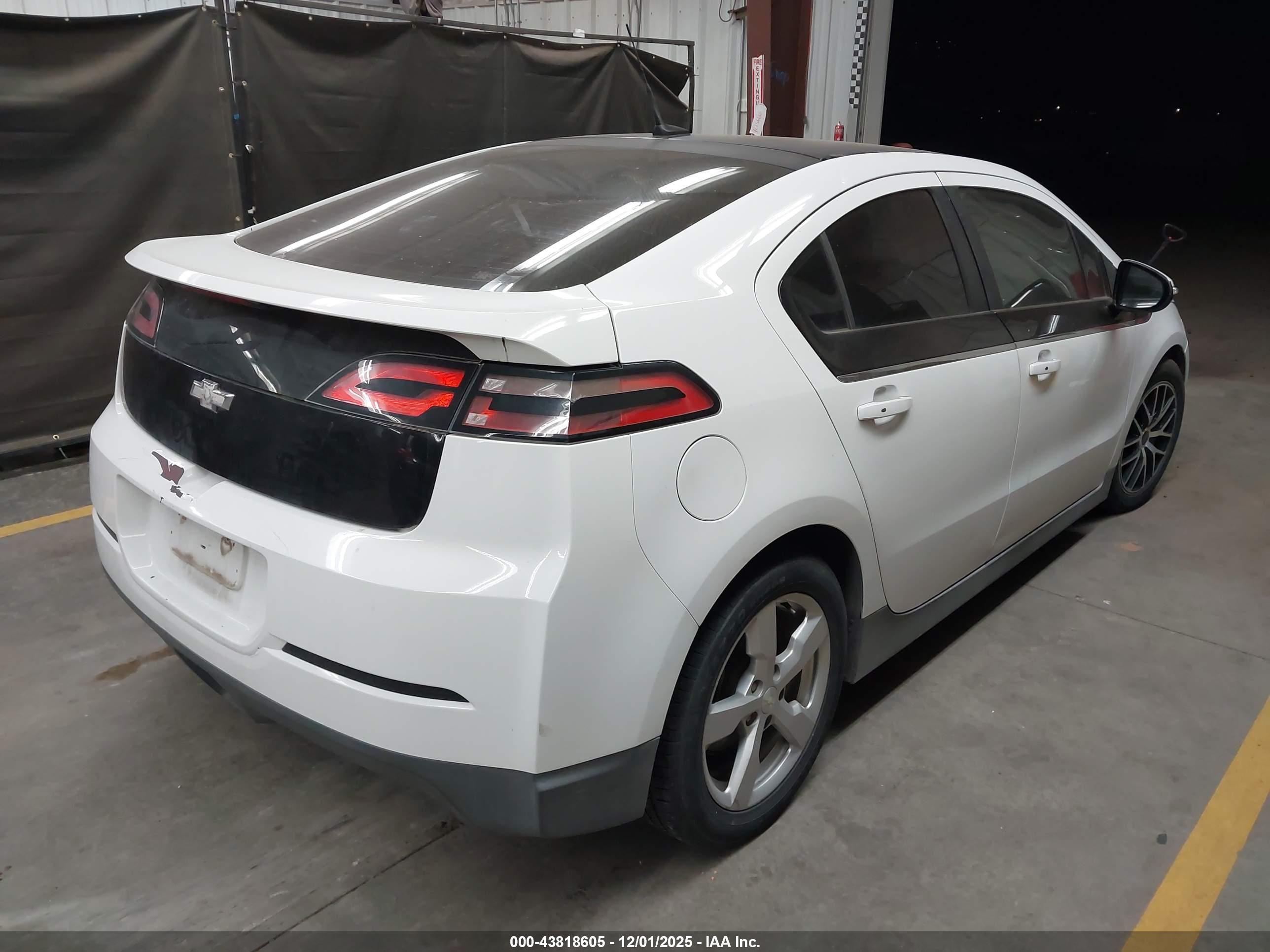 CHEVROLET VOLT image 4