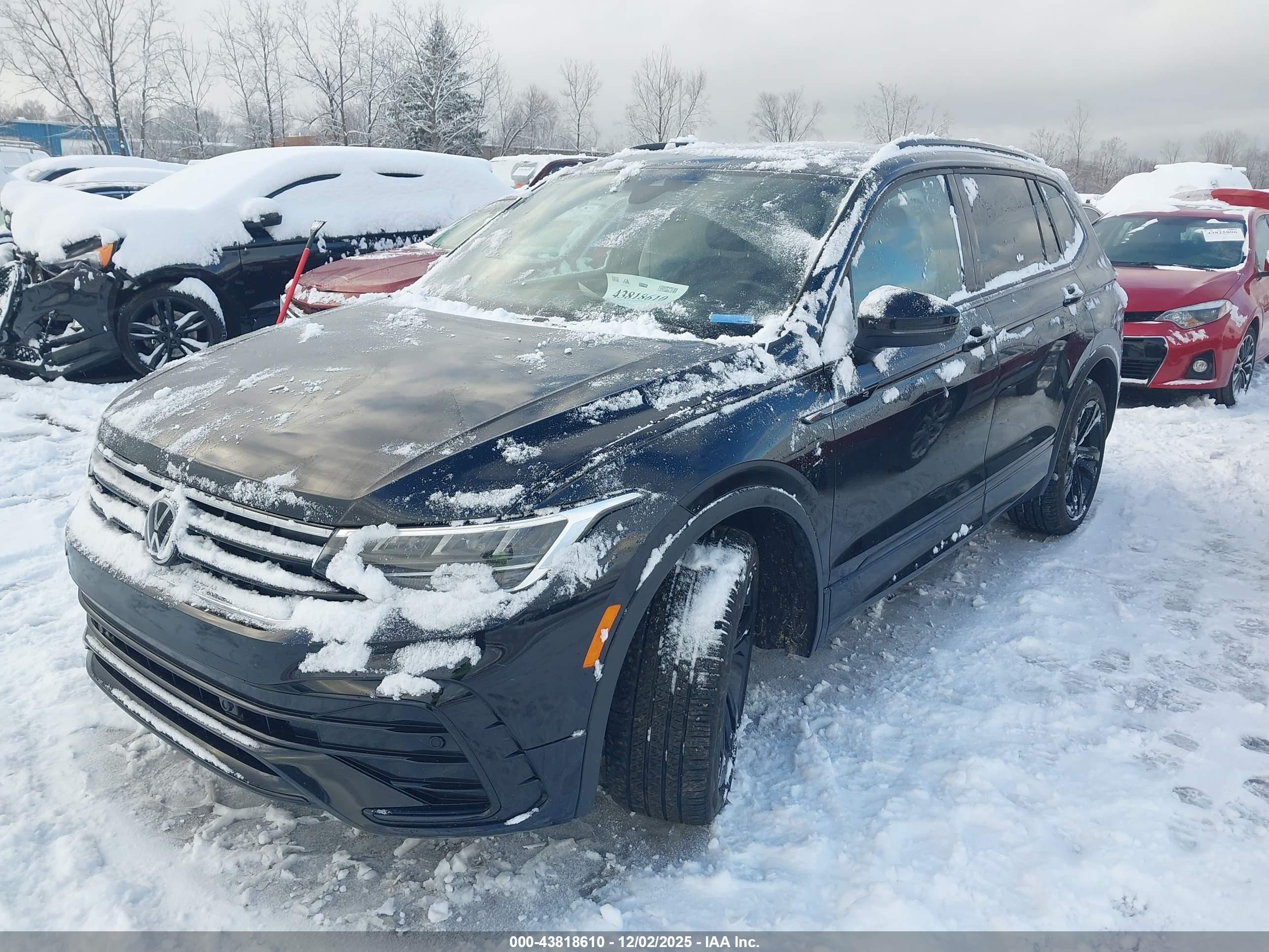 VOLKSWAGEN TIGUAN image 2