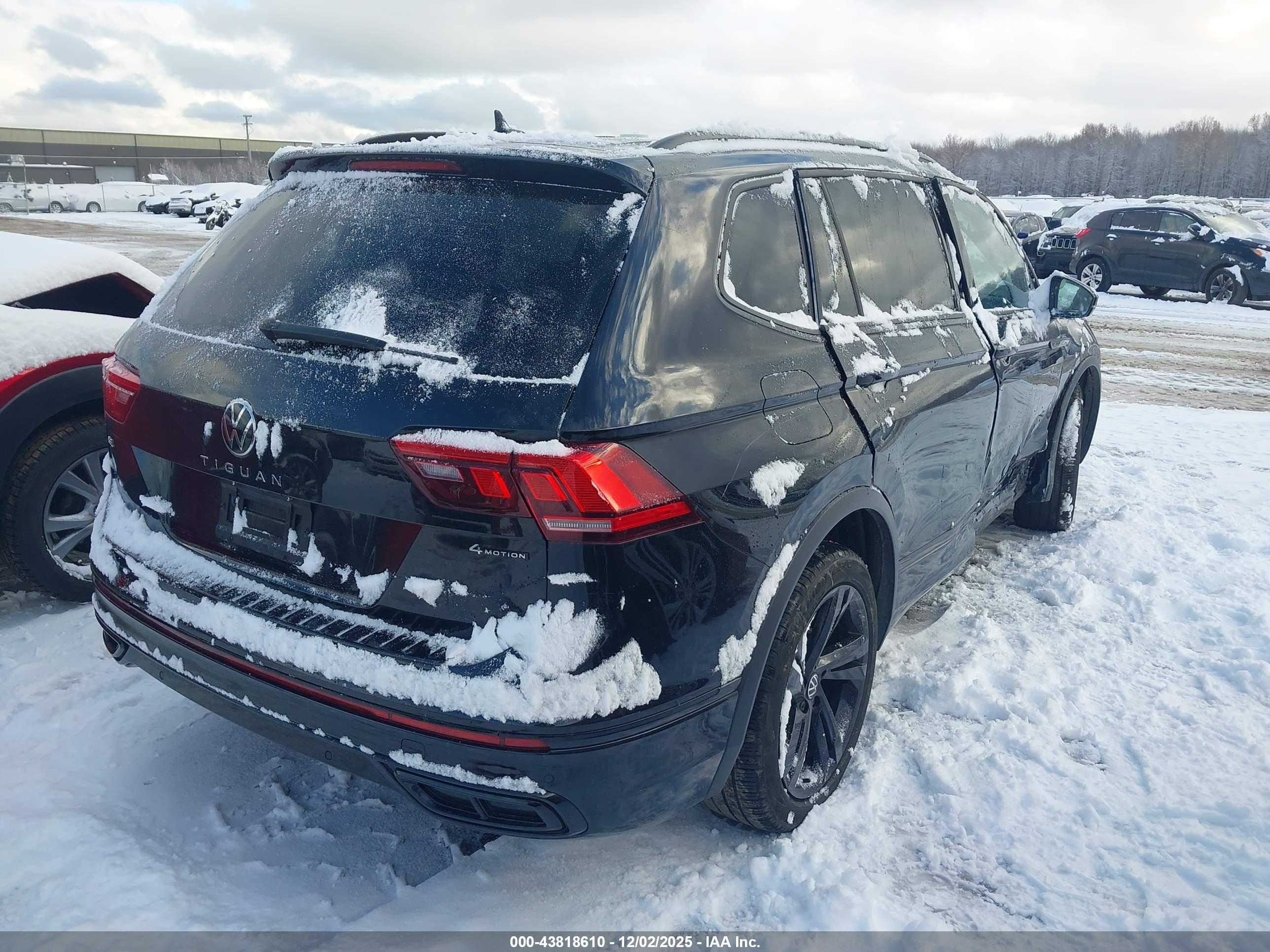 VOLKSWAGEN TIGUAN image 4