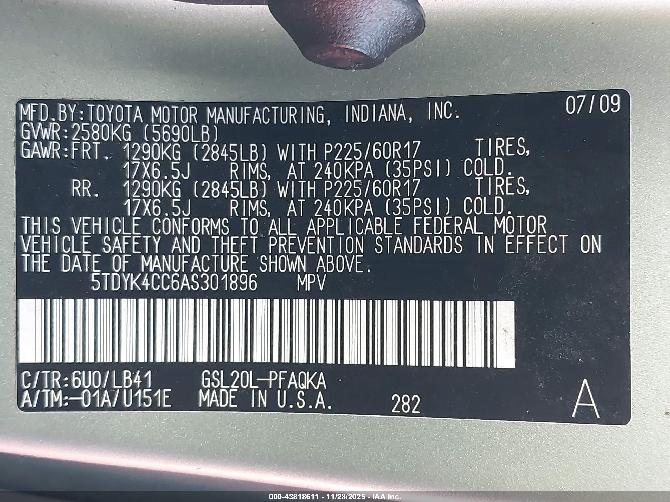TOYOTA SIENNA image 9