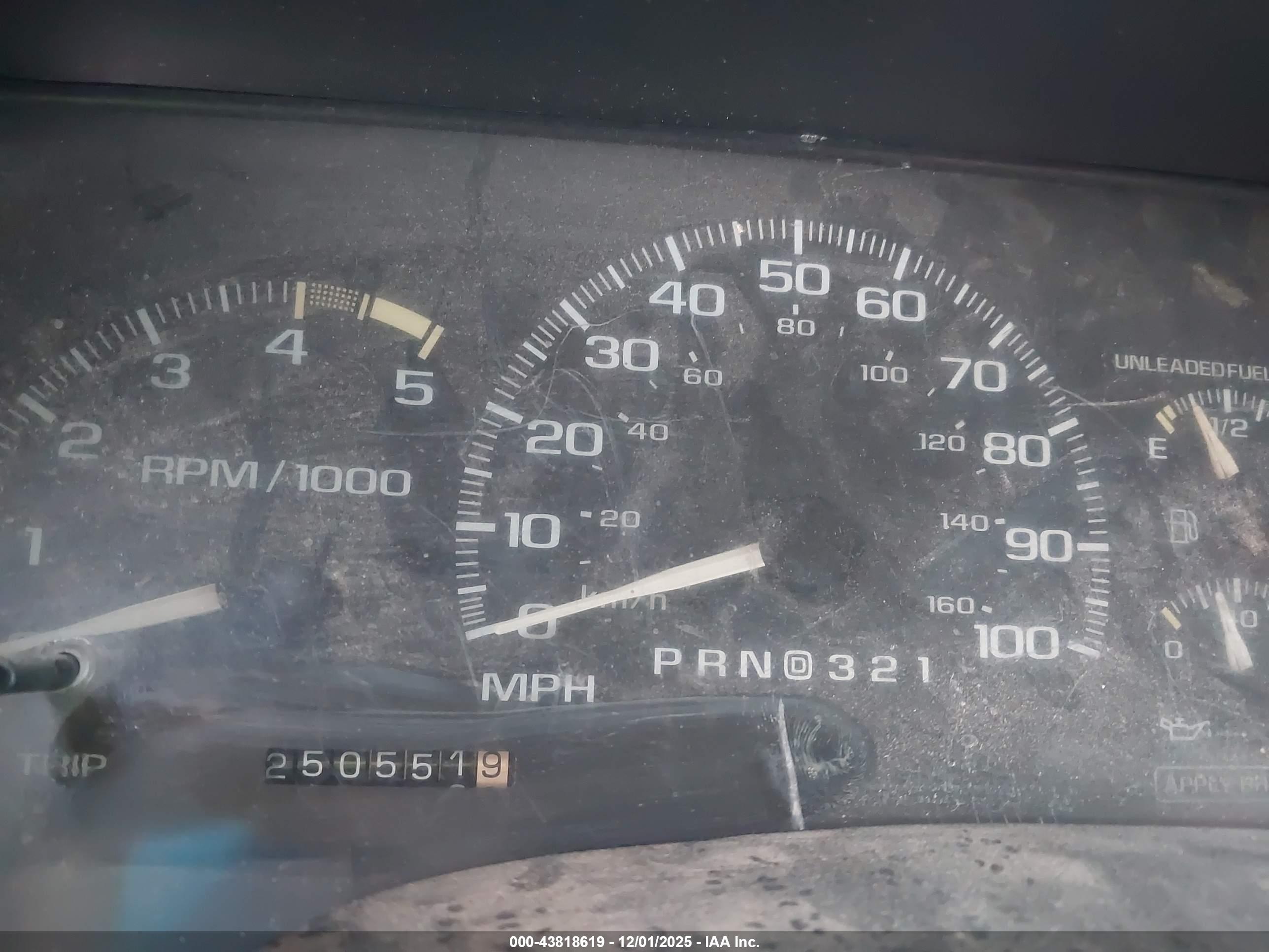 CHEVROLET GMT-400 image 7