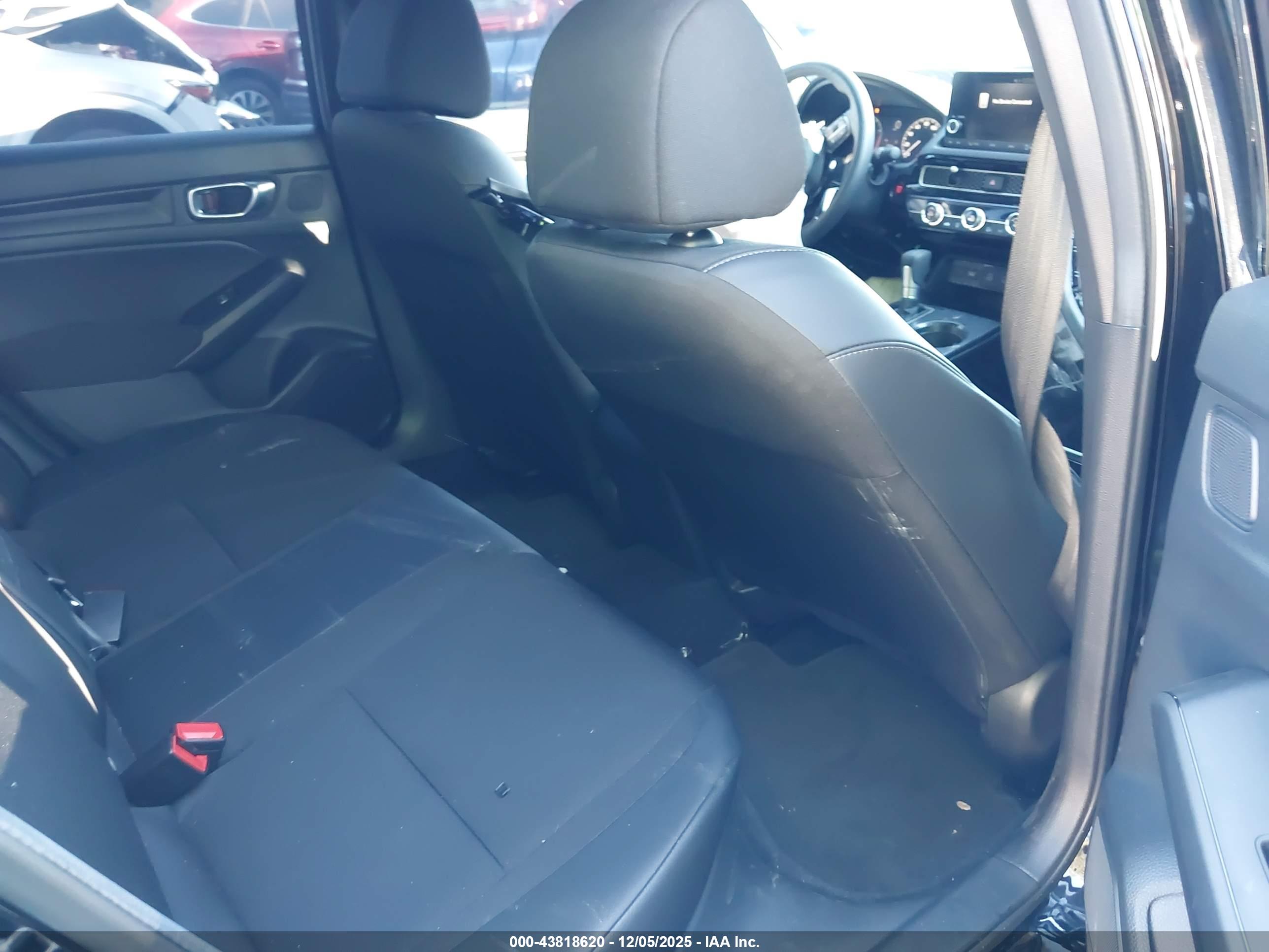 HONDA CIVIC image 8