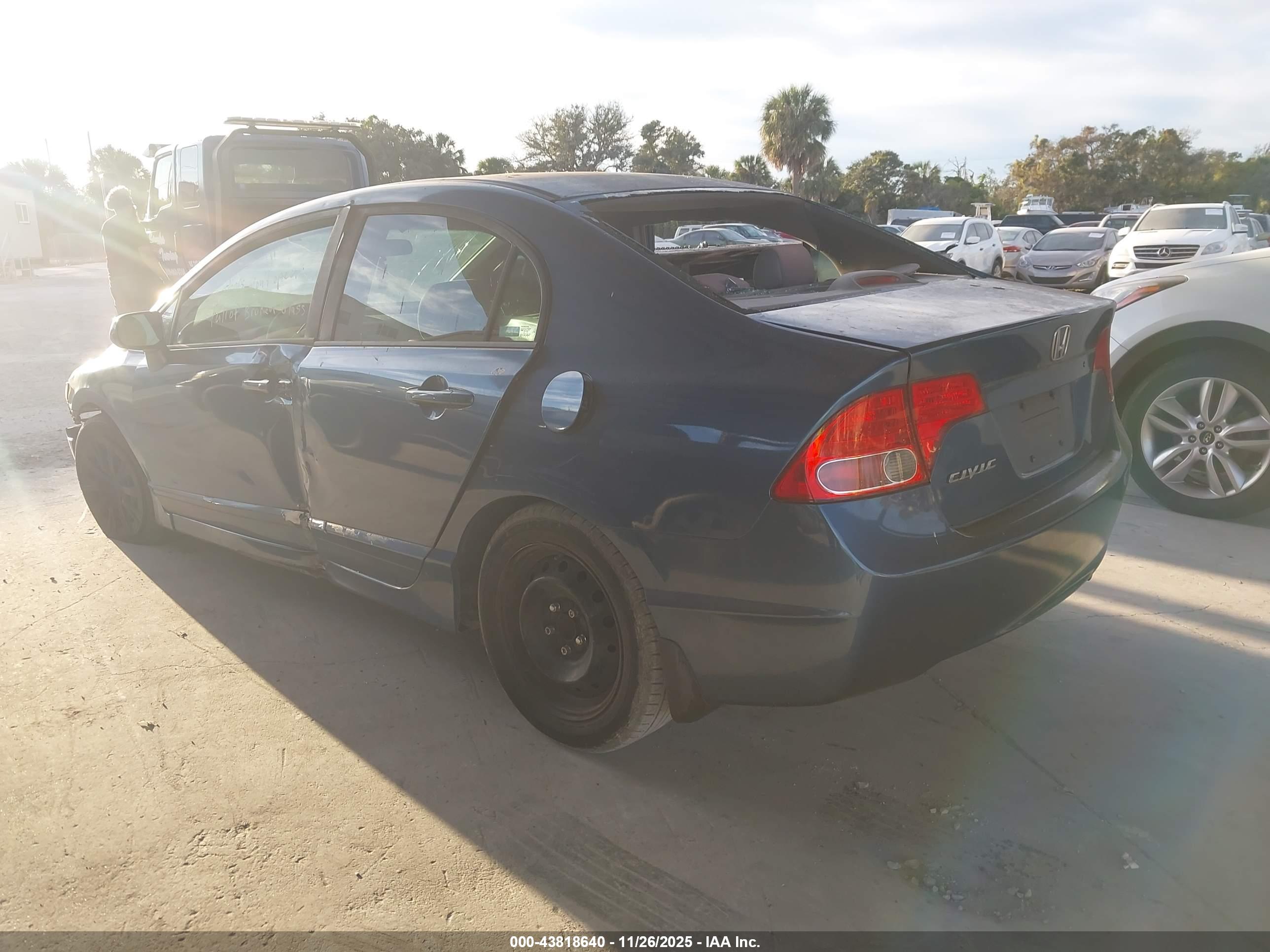 HONDA CIVIC image 3