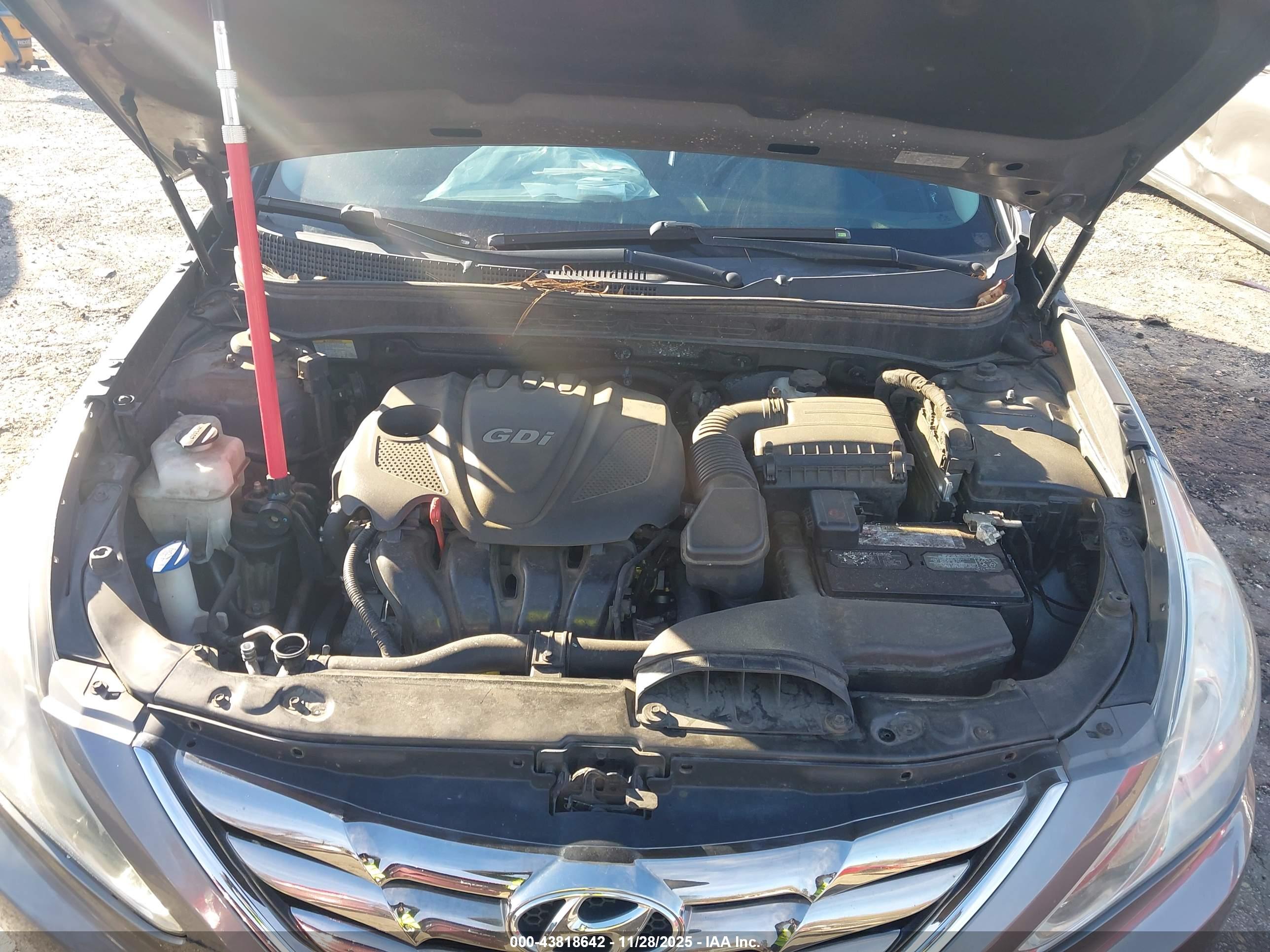HYUNDAI SONATA image 10
