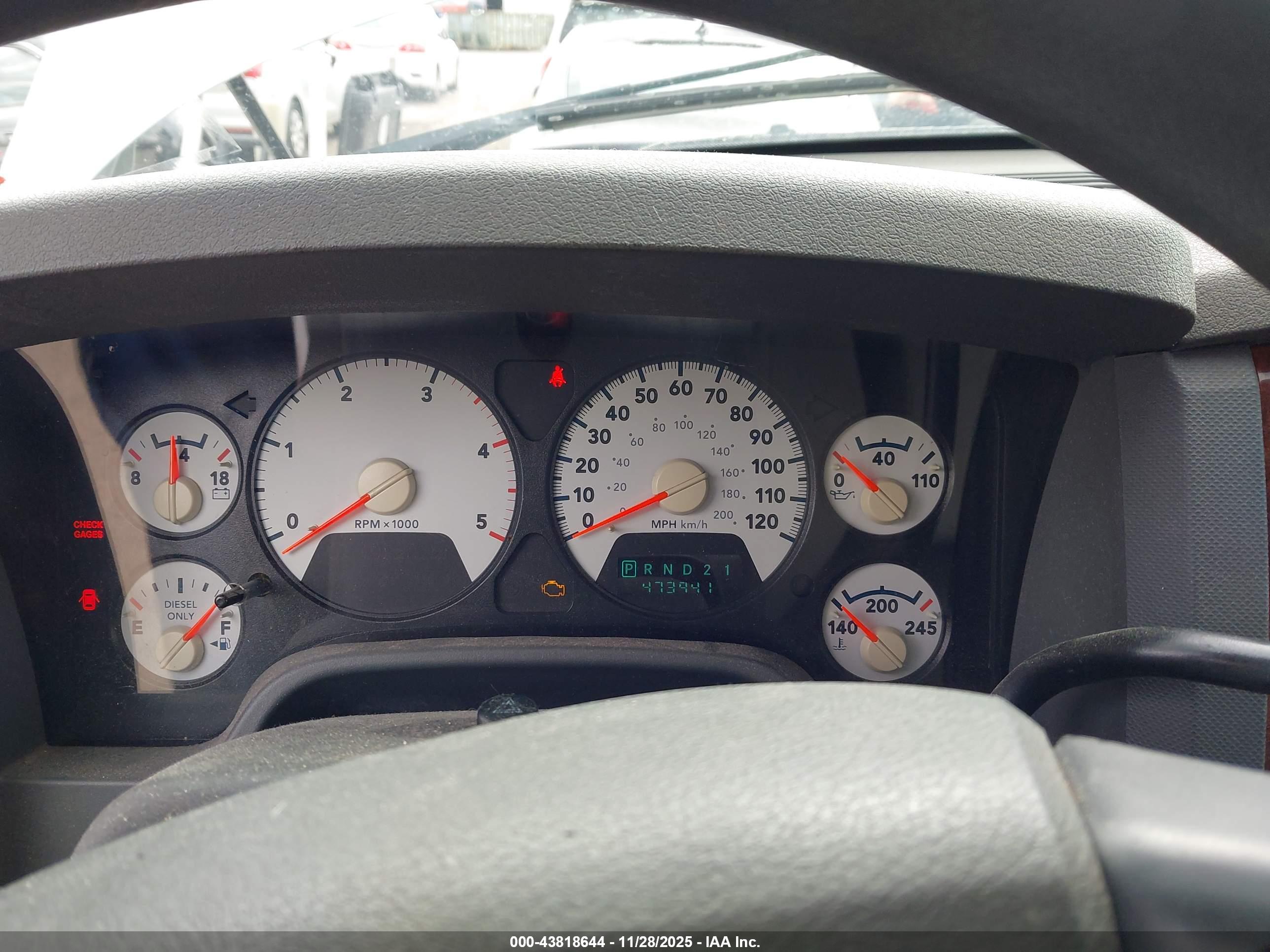 DODGE RAM image 7