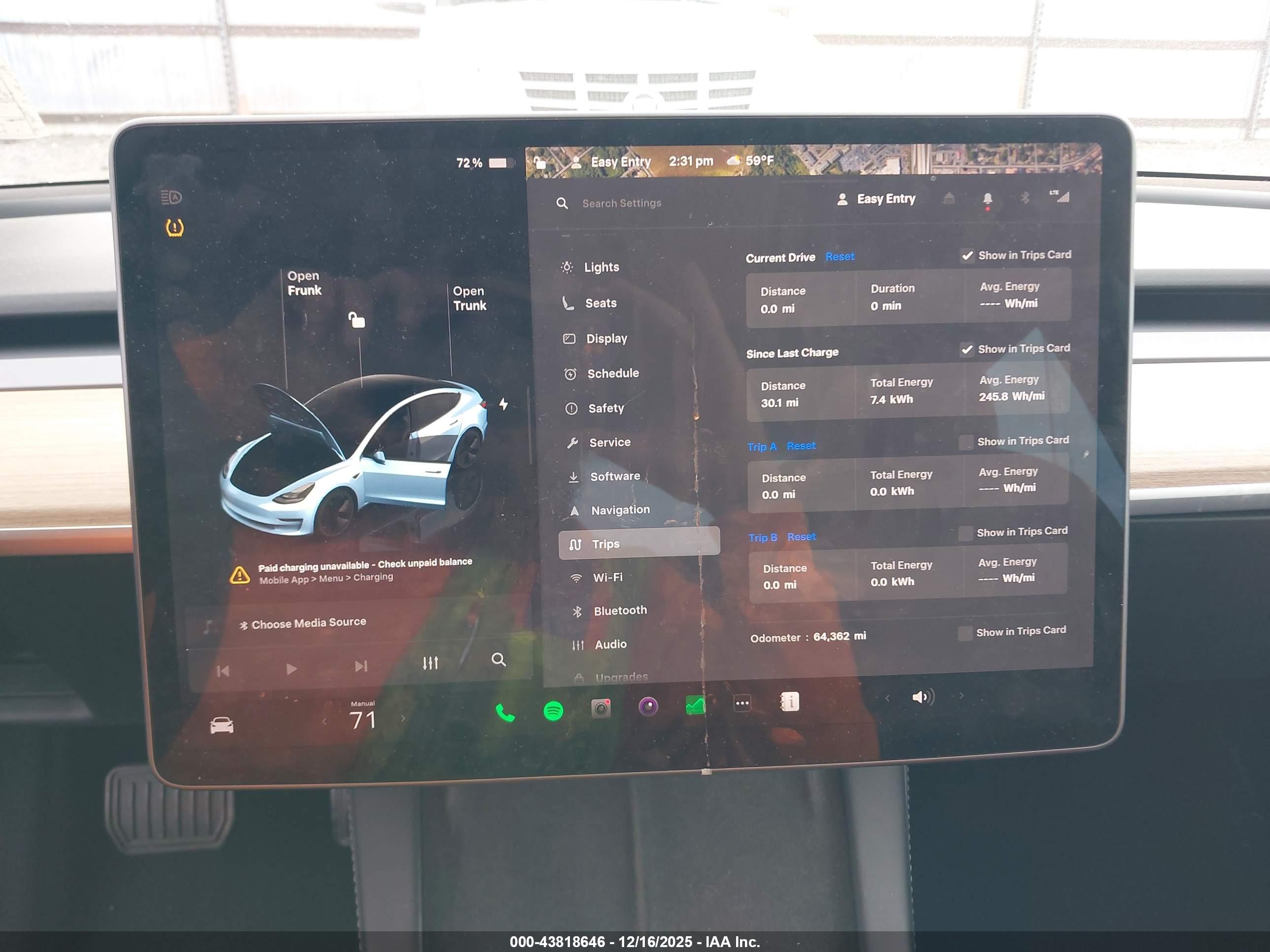 TESLA MODEL image 7