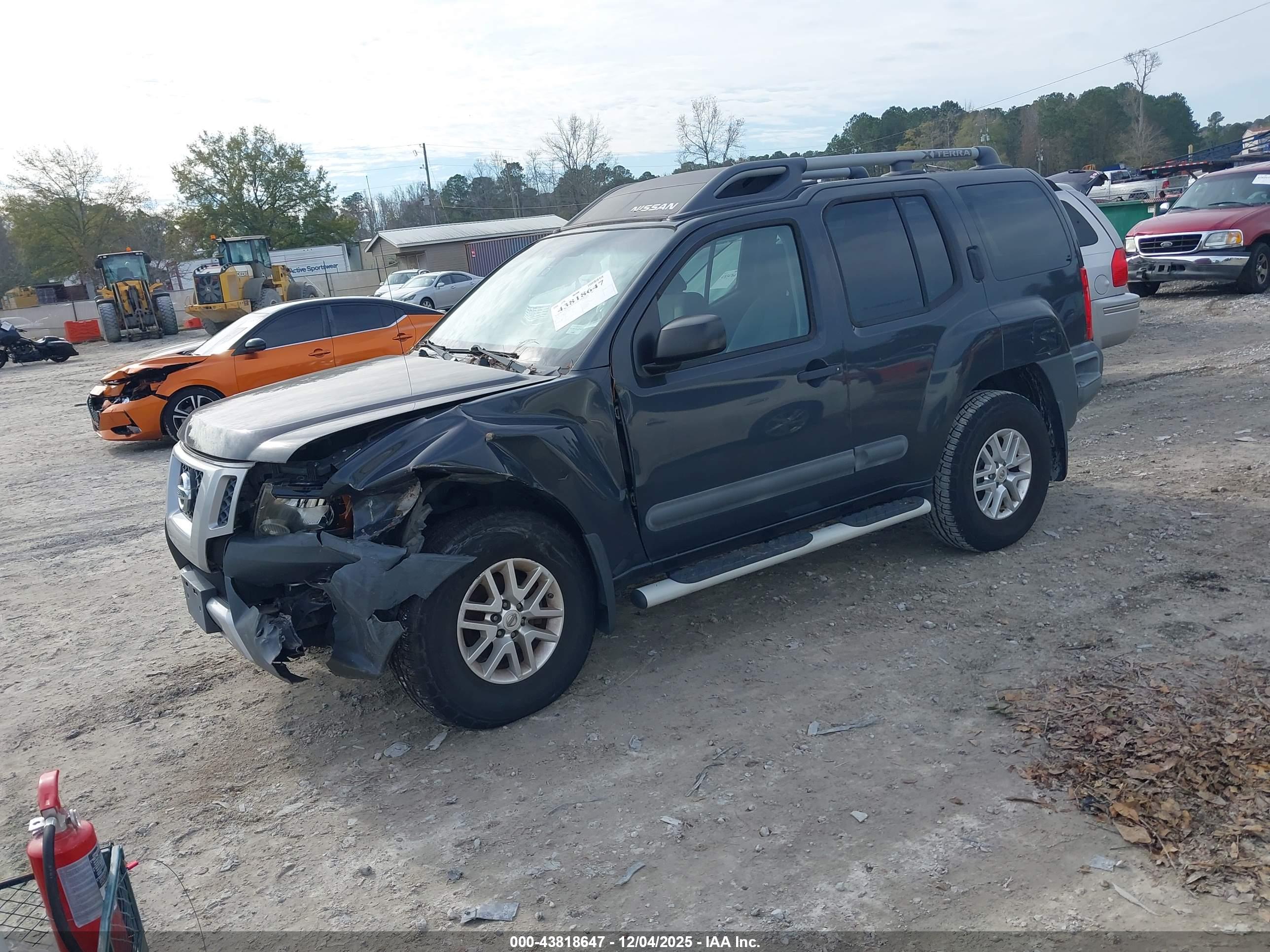 NISSAN XTERRA image 2