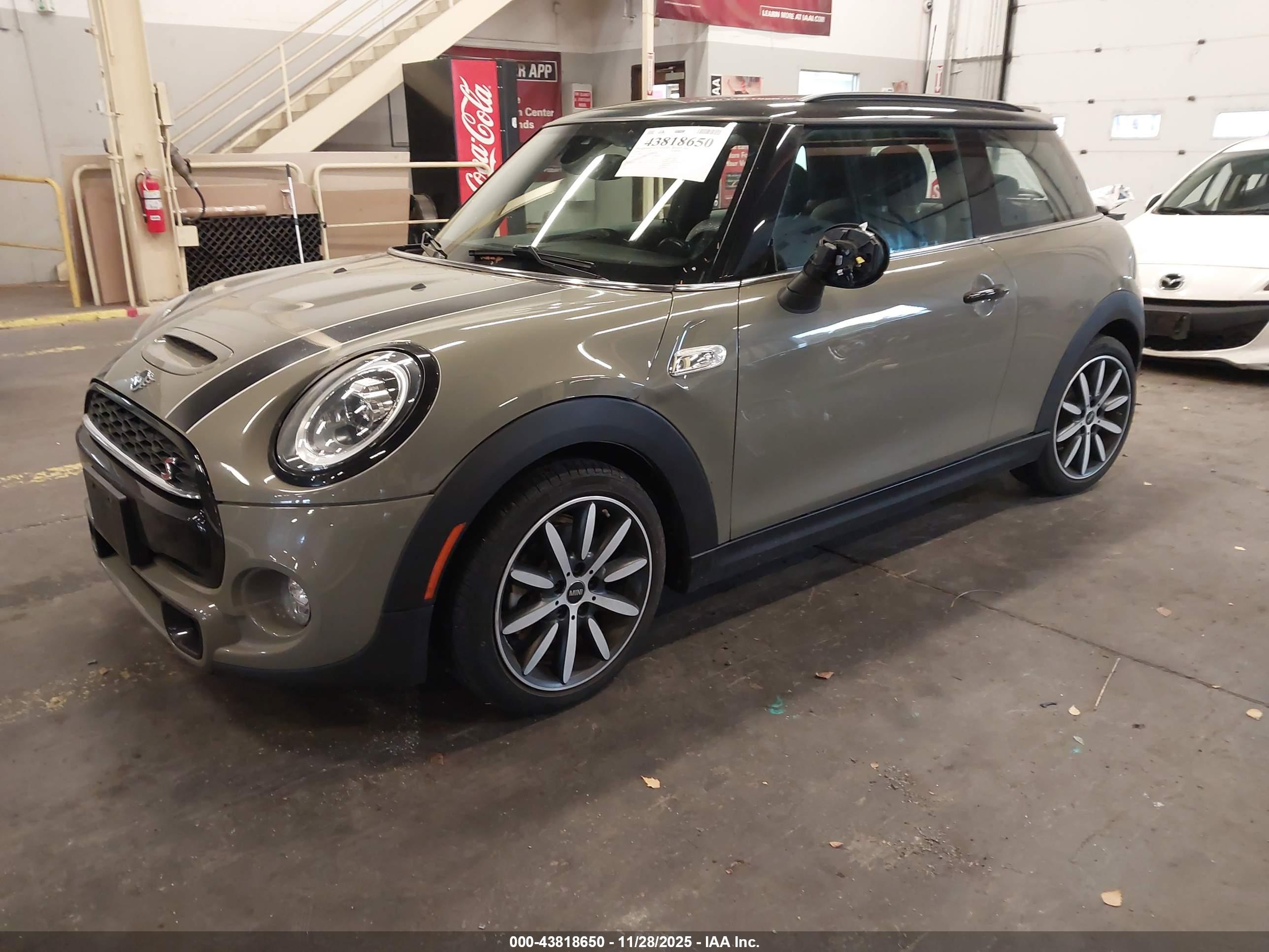 MINI HARDTOP image 2