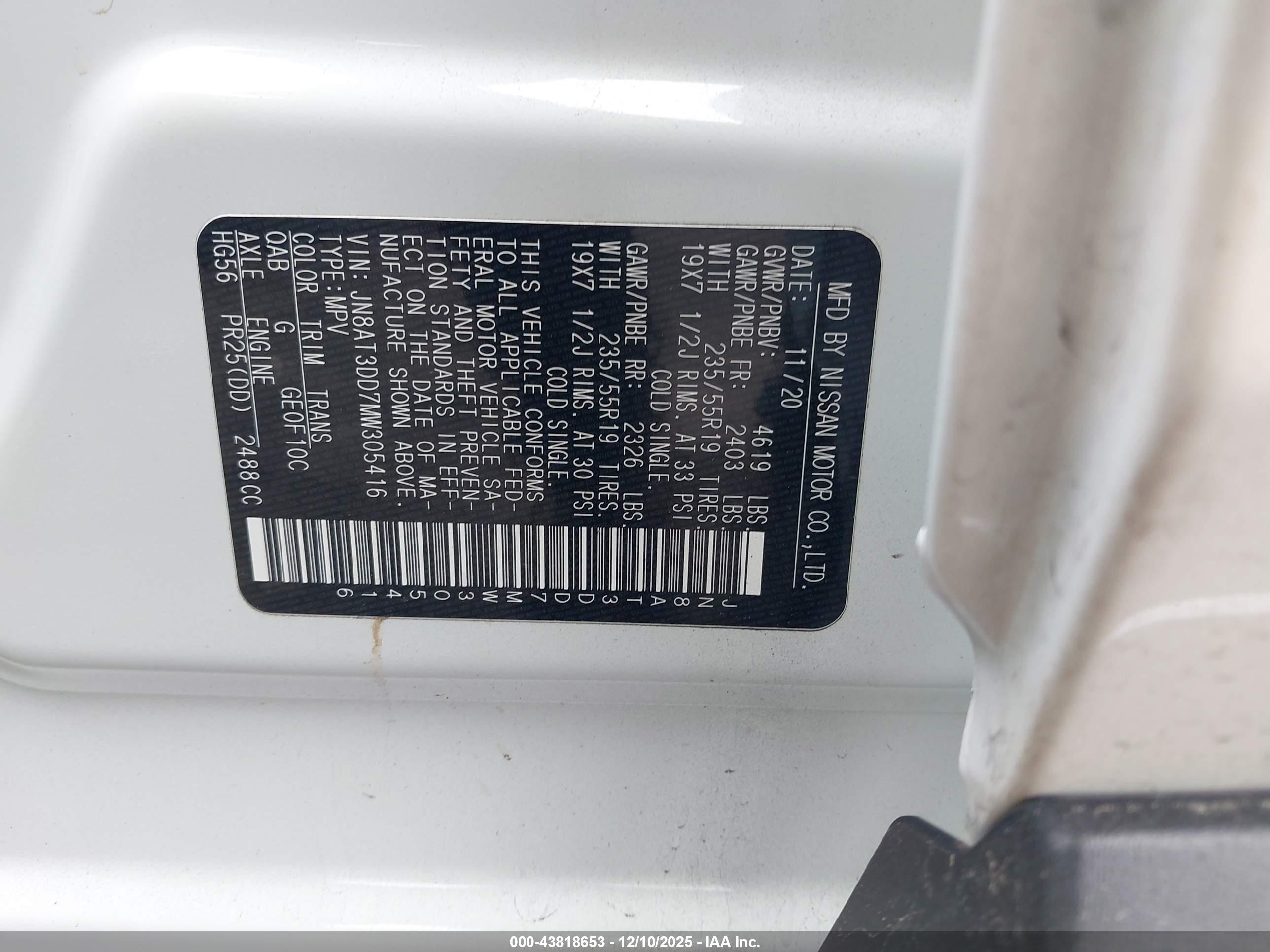 NISSAN ROGUE image 9