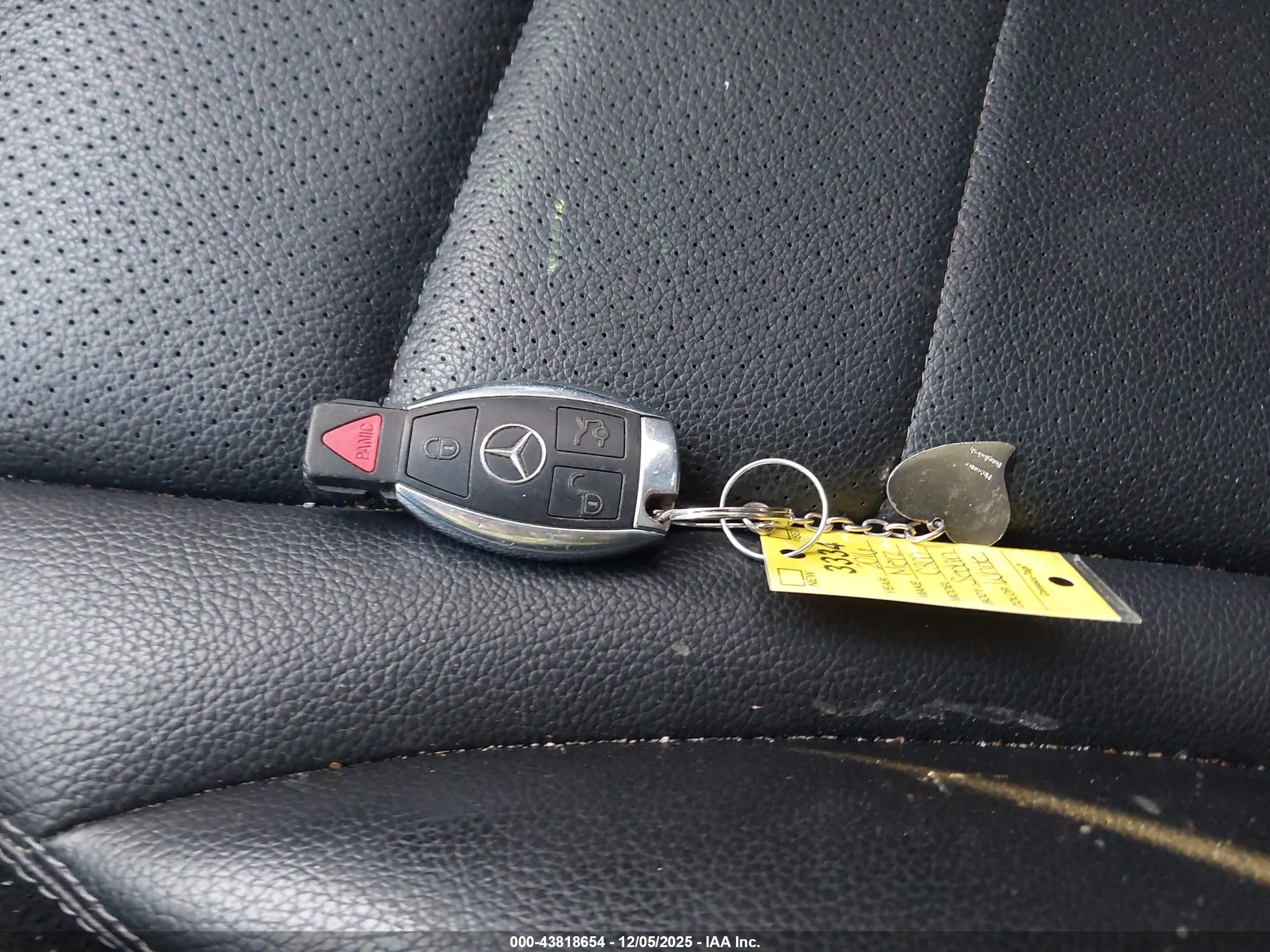MERCEDES-BENZ C image 11