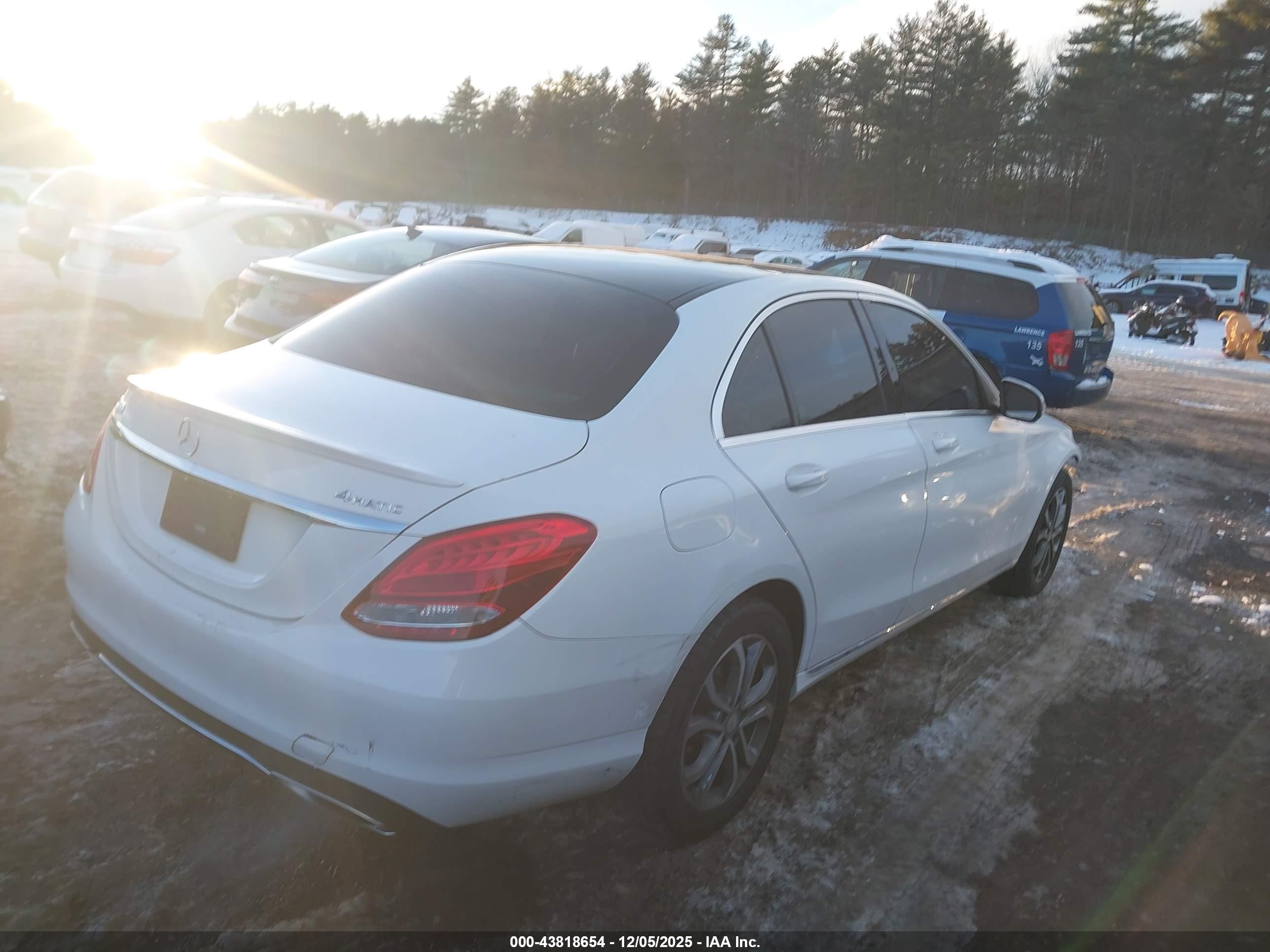 MERCEDES-BENZ C image 4