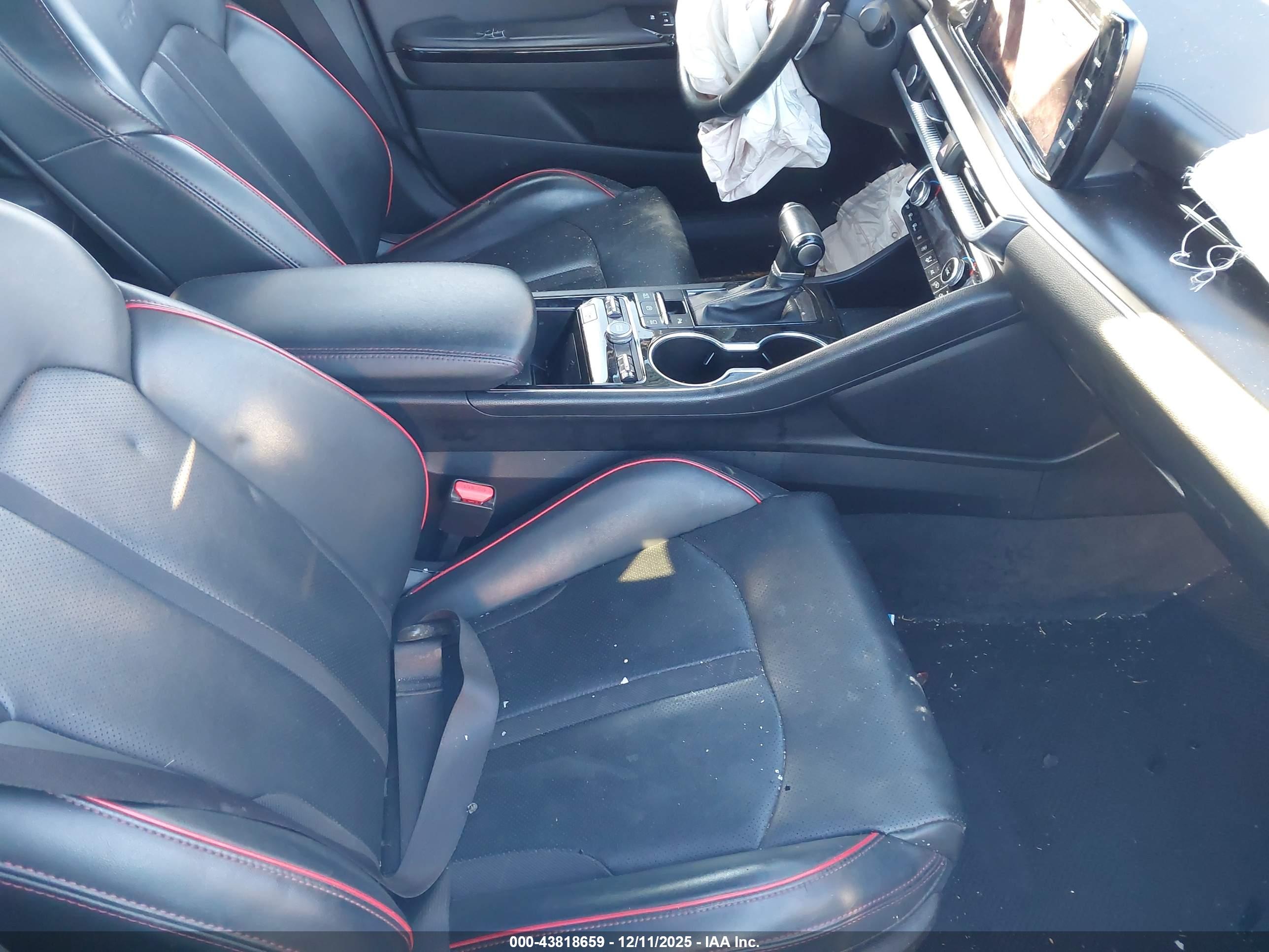 KIA K5 image 5