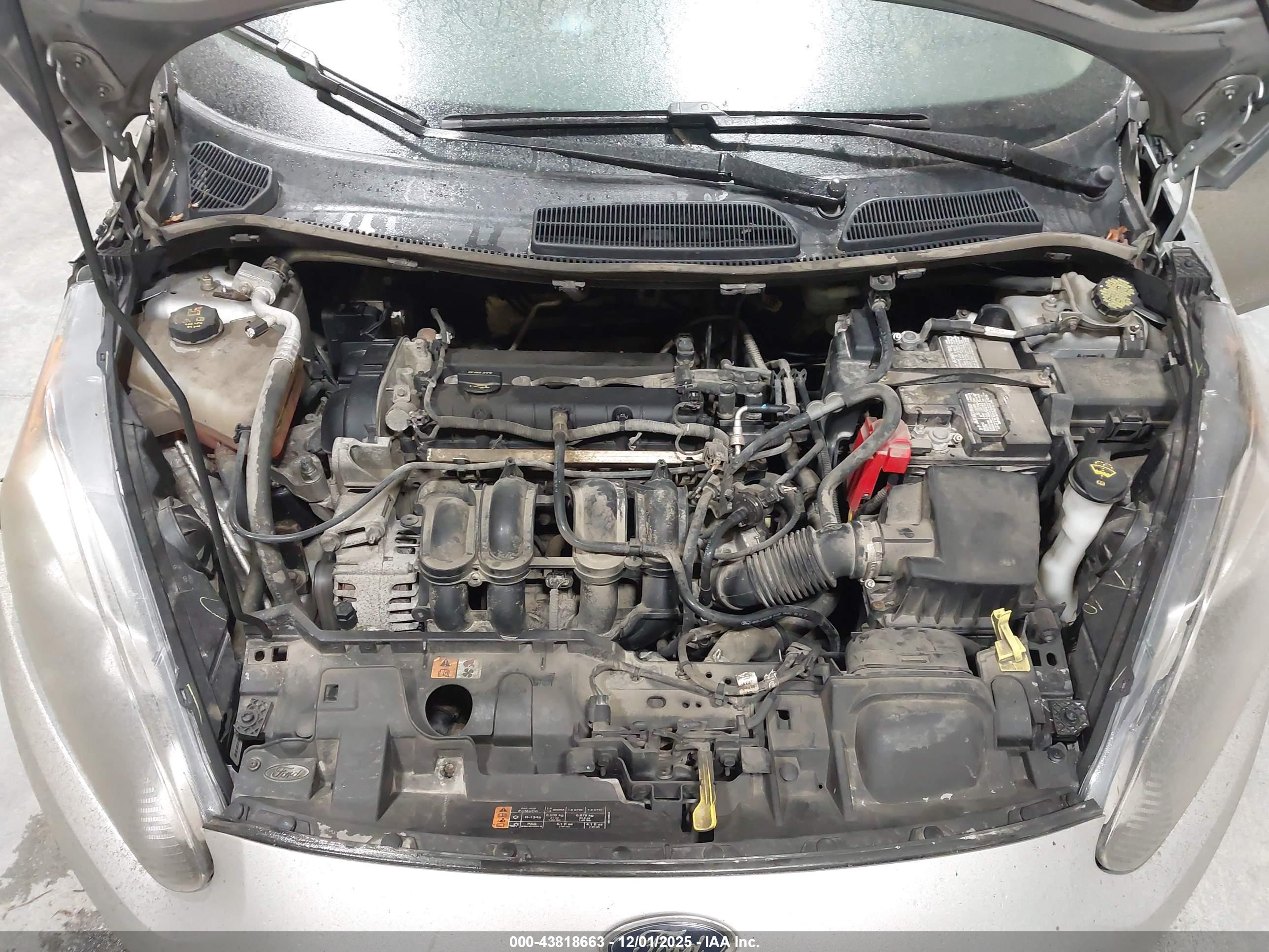 FORD FIESTA image 10