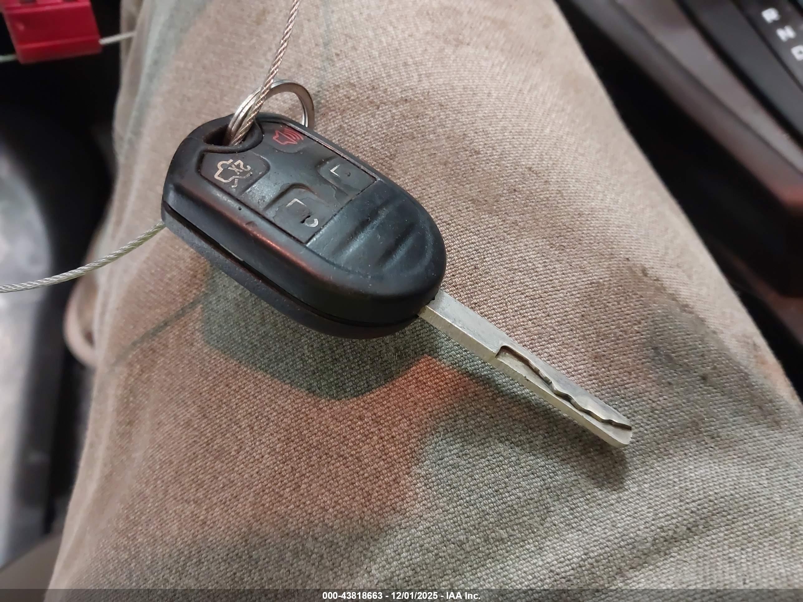 FORD FIESTA image 11