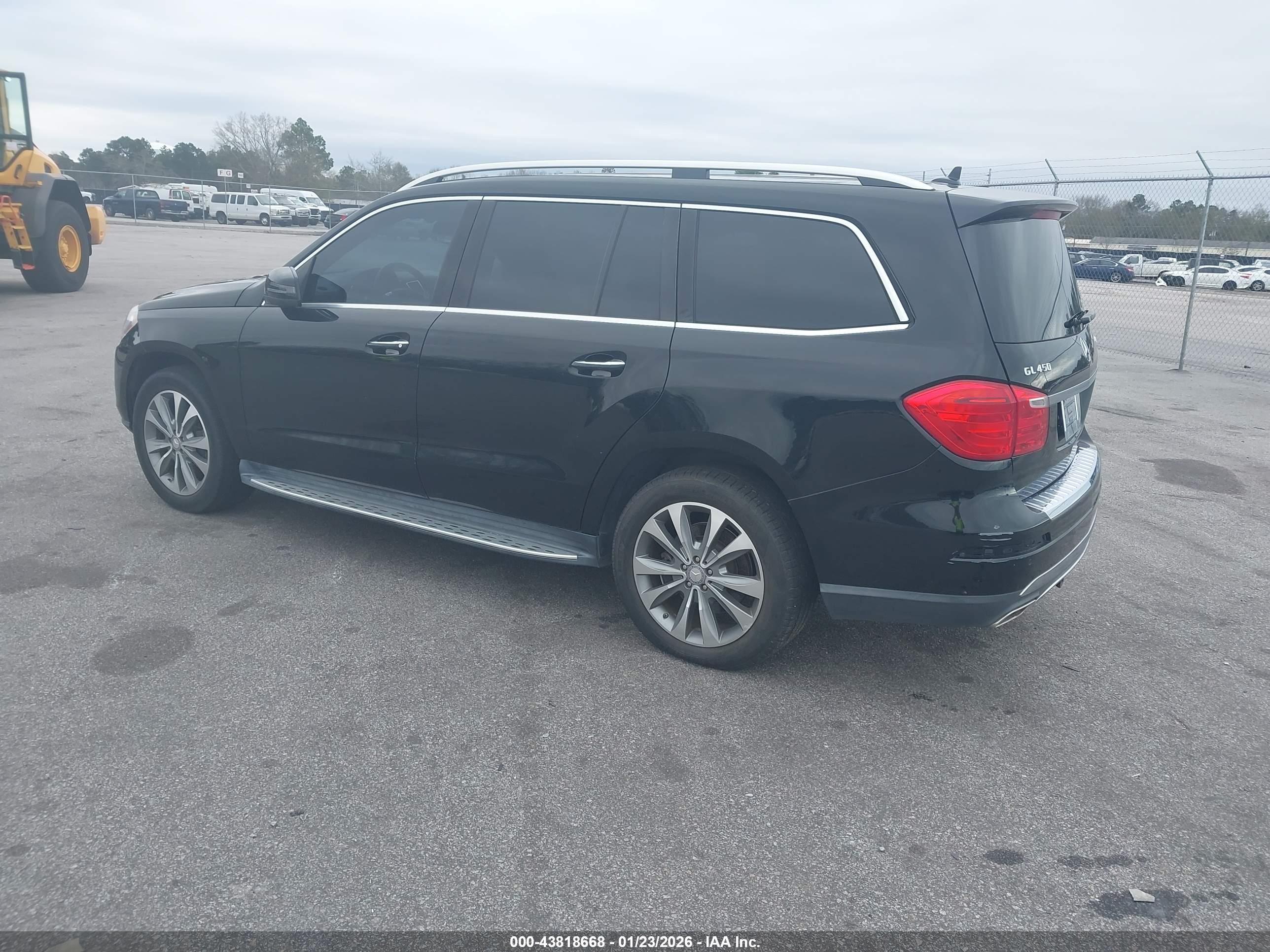 MERCEDES-BENZ GL image 3